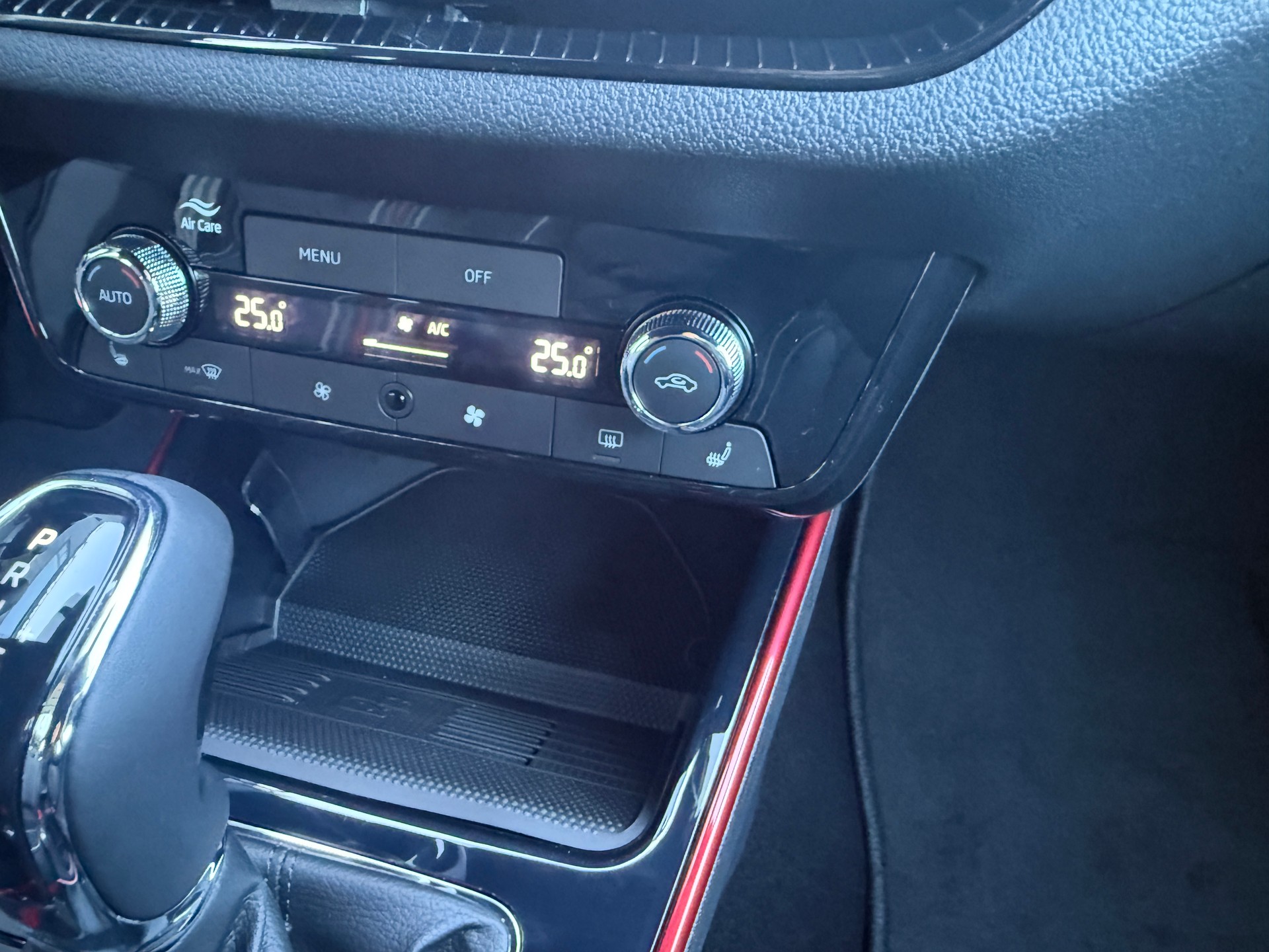 SKODA Fabia 1.0 TSI Monte Carlo DSG-image-14