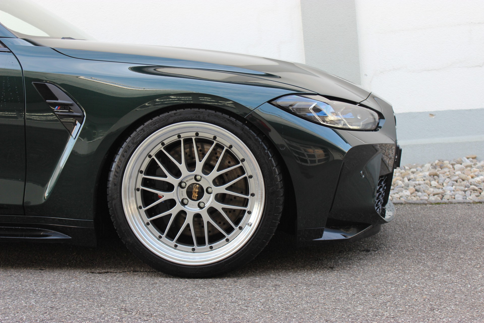 BMW M3 Competition M xDrive Touring Individual *OXFORDGRÜN METALLIC*-image-6