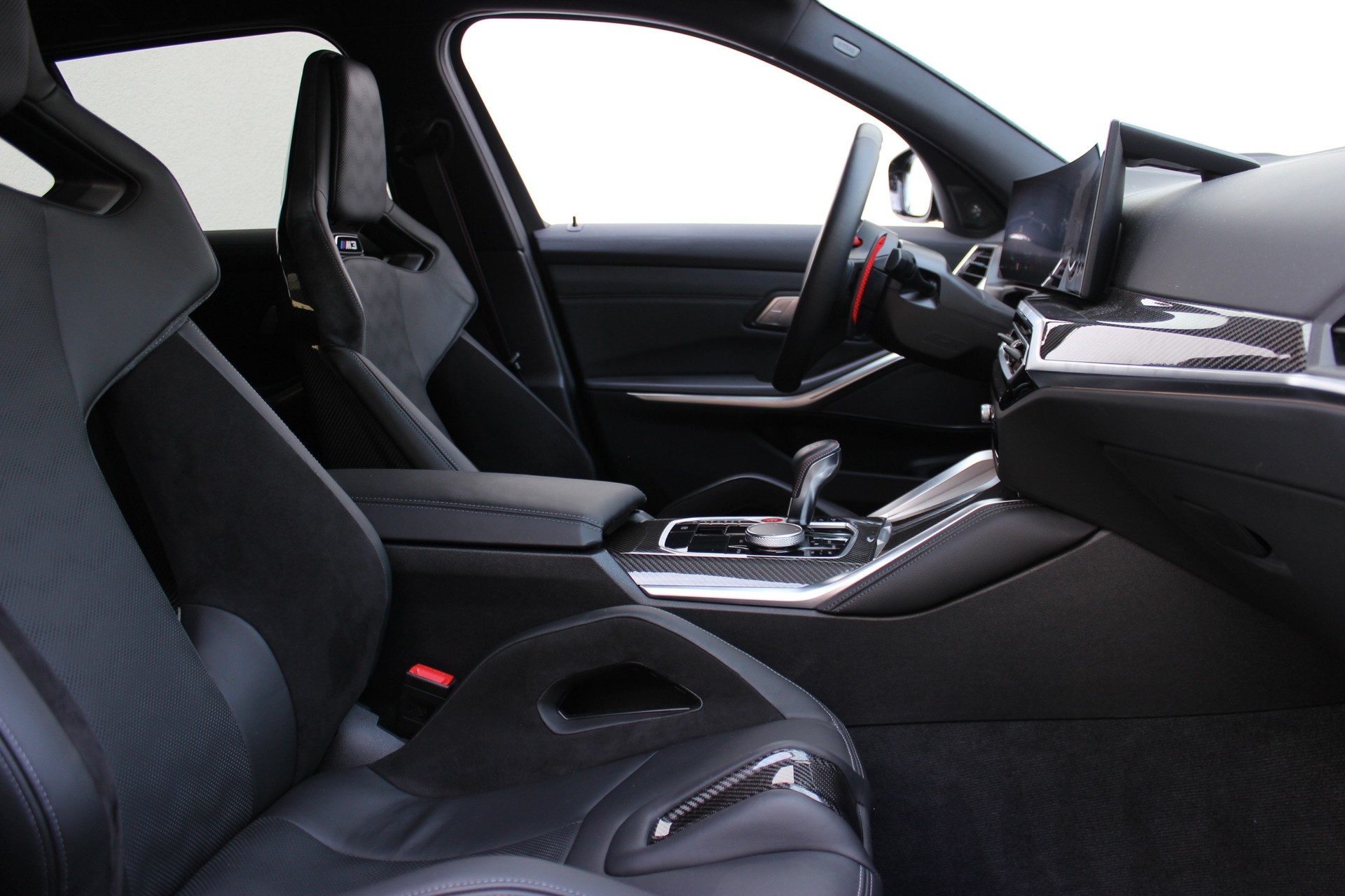 BMW M3 Competition M xDrive Touring Individual *OXFORDGRÜN METALLIC*-image-1