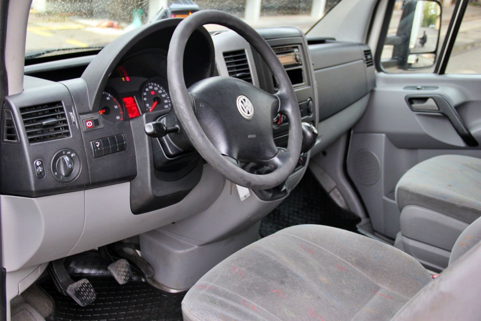 VW CRAFTER-image-8