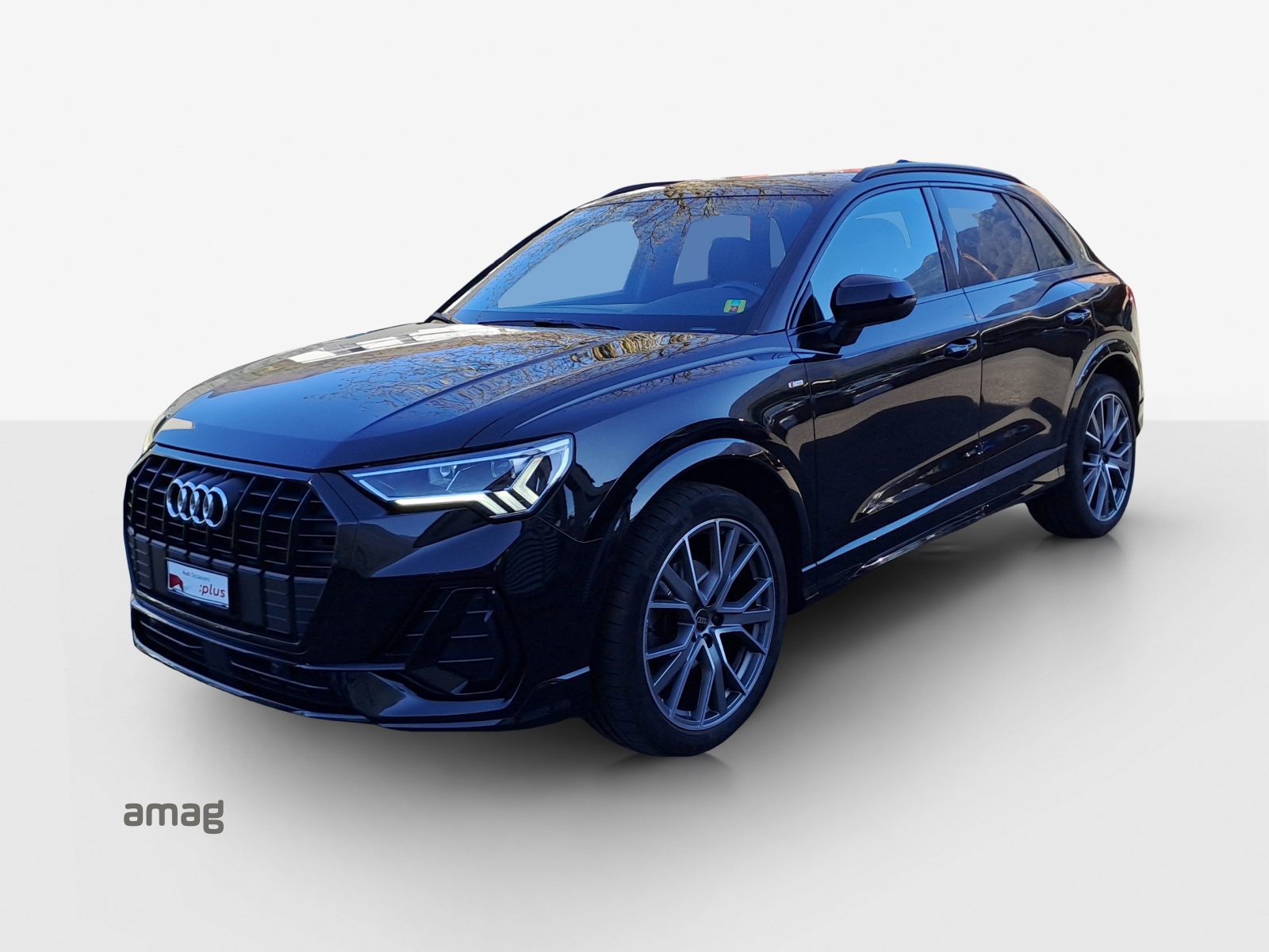 AUDI Q3 35 TFSI S line Attraction S-tronic-image-0
