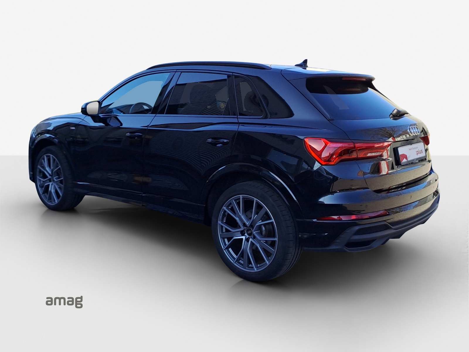 AUDI Q3 35 TFSI S line Attraction S-tronic-image-2