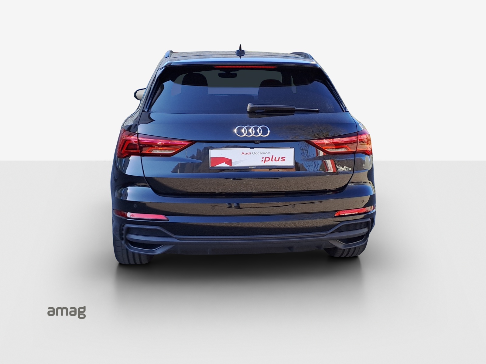 AUDI Q3 35 TFSI S line Attraction S-tronic-image-3