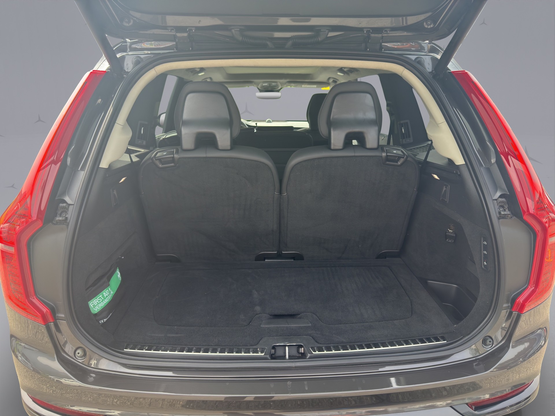 VOLVO XC90 2.0 T8 TE Ultimate Dark 7P. eAWD-image-17