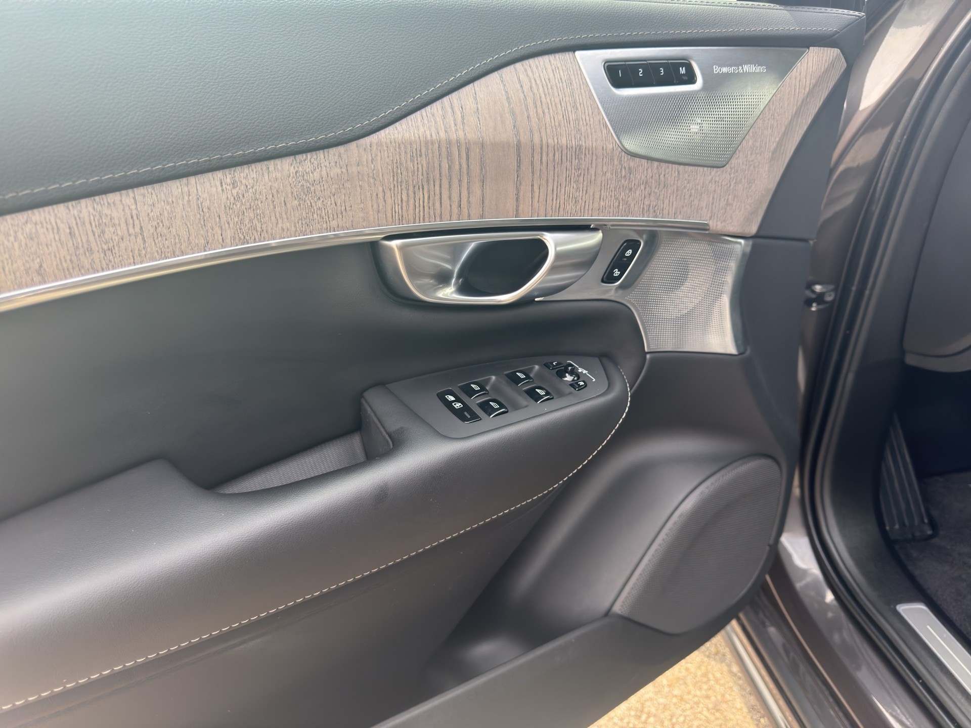 VOLVO XC90 2.0 T8 TE Ultimate Dark 7P. eAWD-image-11