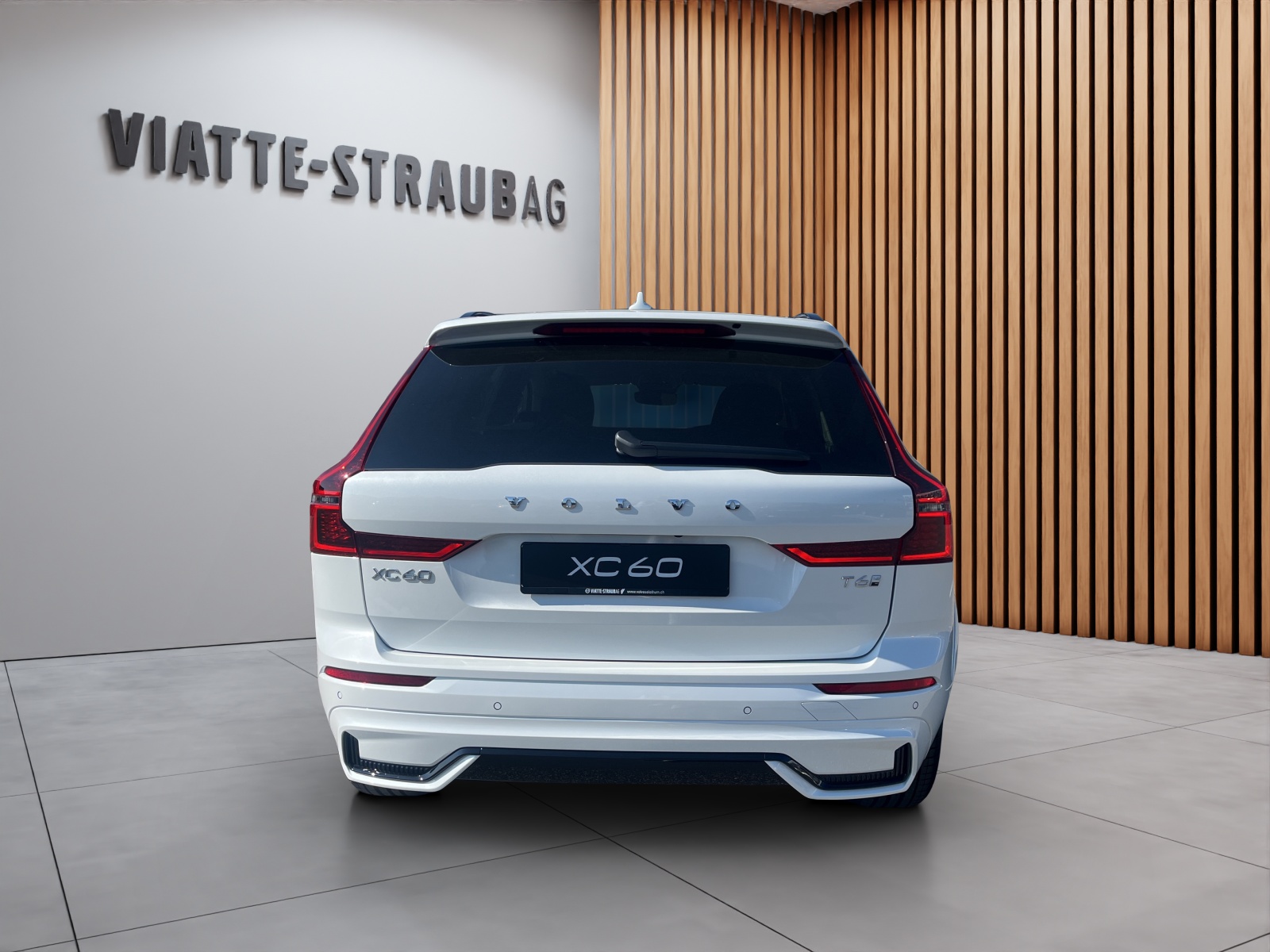 VOLVO XC60 2.0 T6 TE Ultra Dark eAWD-image-3