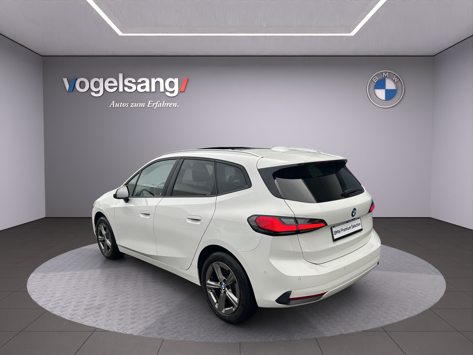 BMW 223d Active Tourer xDrive DKG-image-4