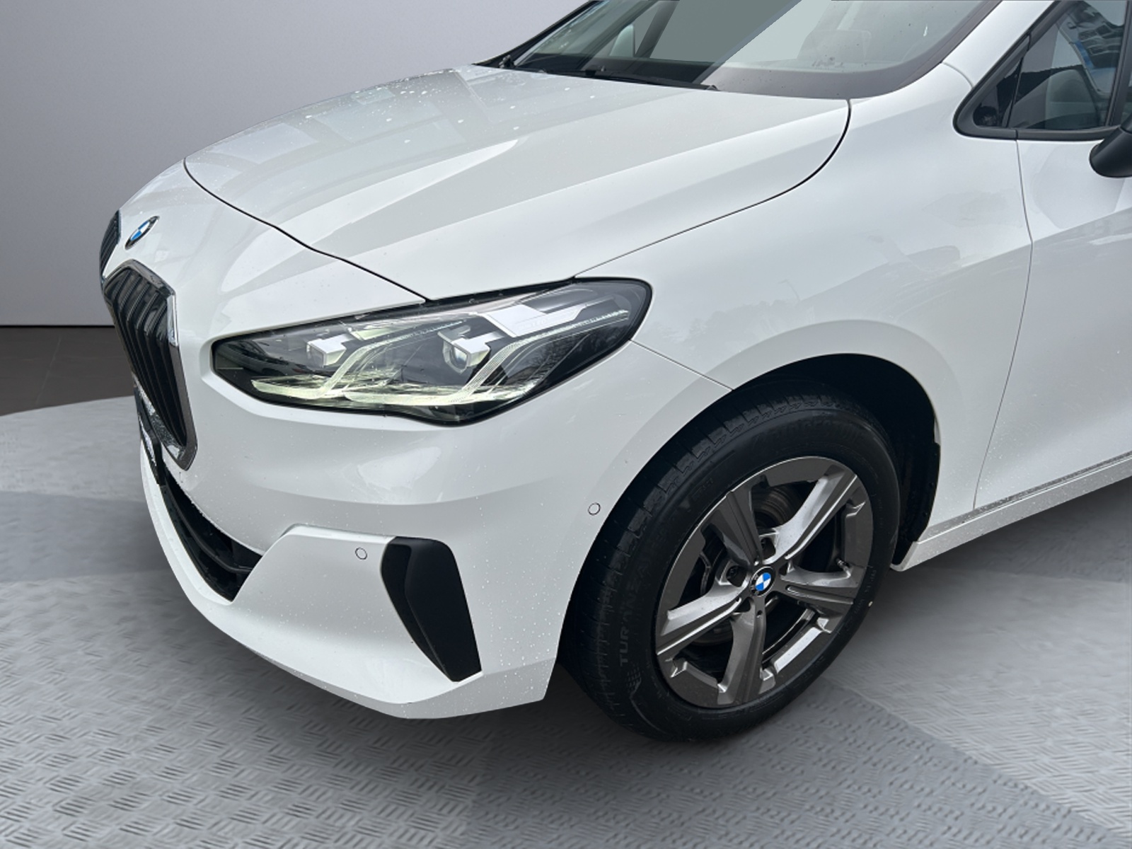 BMW 223d Active Tourer xDrive DKG-image-10