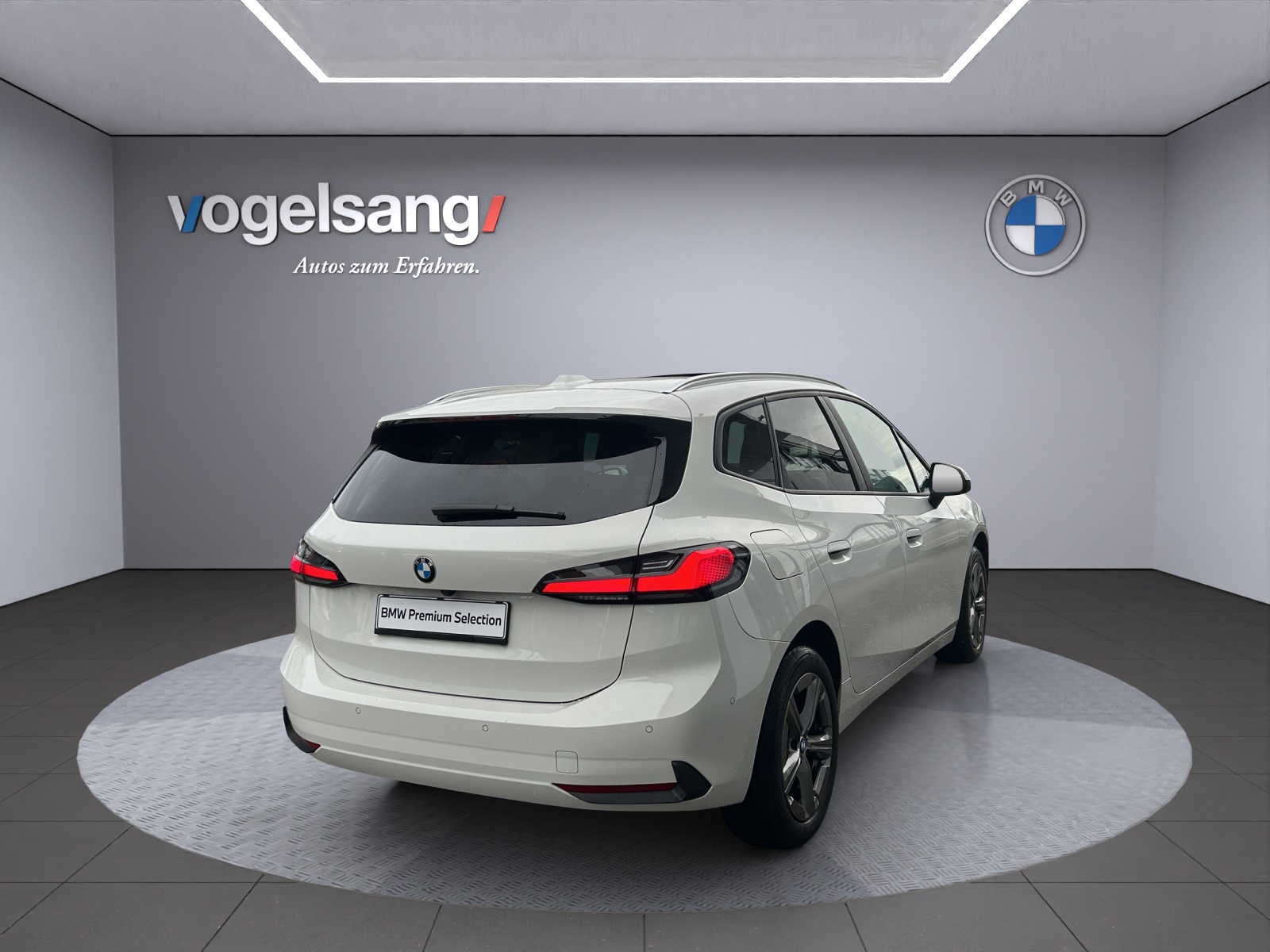 BMW 223d Active Tourer xDrive DKG-image-5