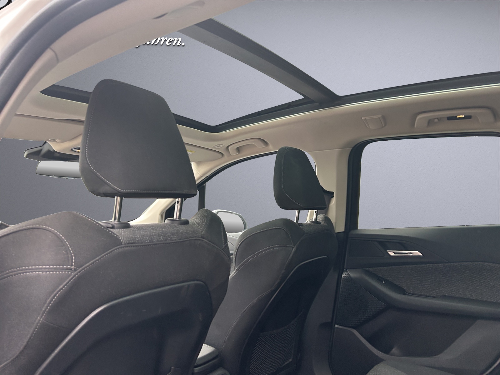 BMW 223d Active Tourer xDrive DKG-image-18