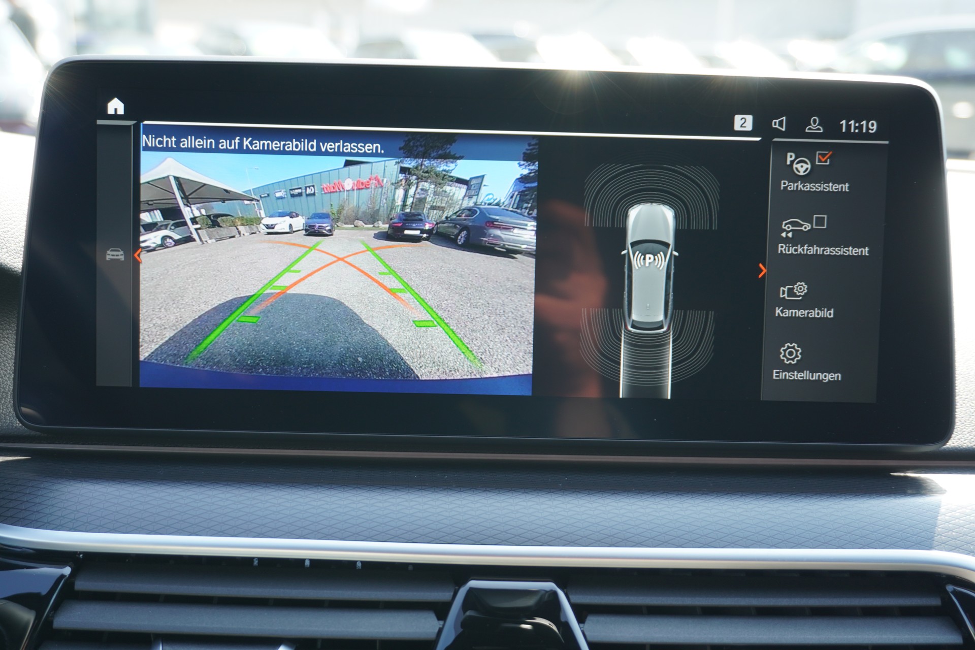 BMW 520d xDrive 48V Touring M Sport Steptronic-image-22