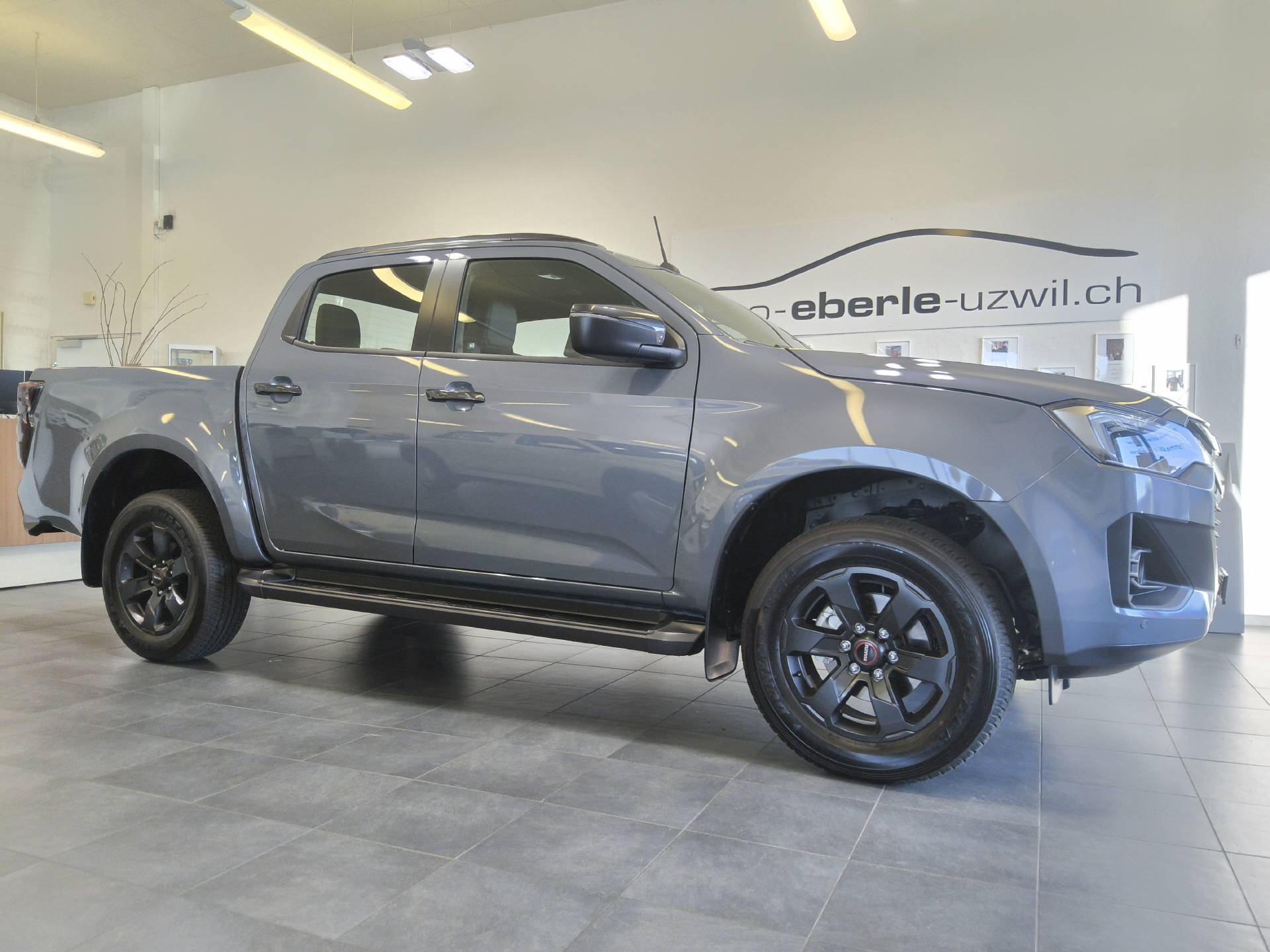 ISUZU D-Max Crew Pick-up 1.9 DDi N60 Nitro Sport 4x4
