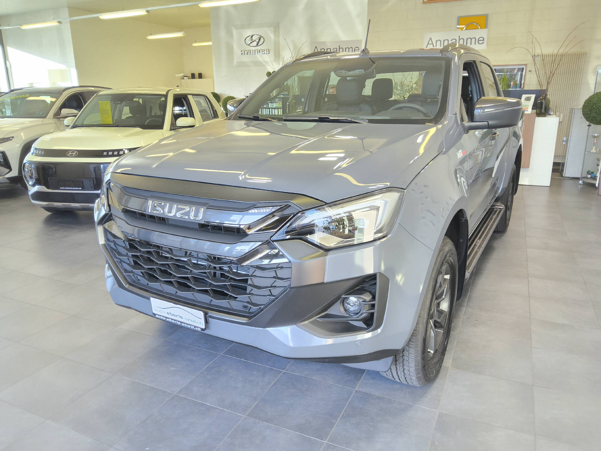 ISUZU D-Max Crew Pick-up 1.9 DDi N60 Nitro Sport 4x4-image-4