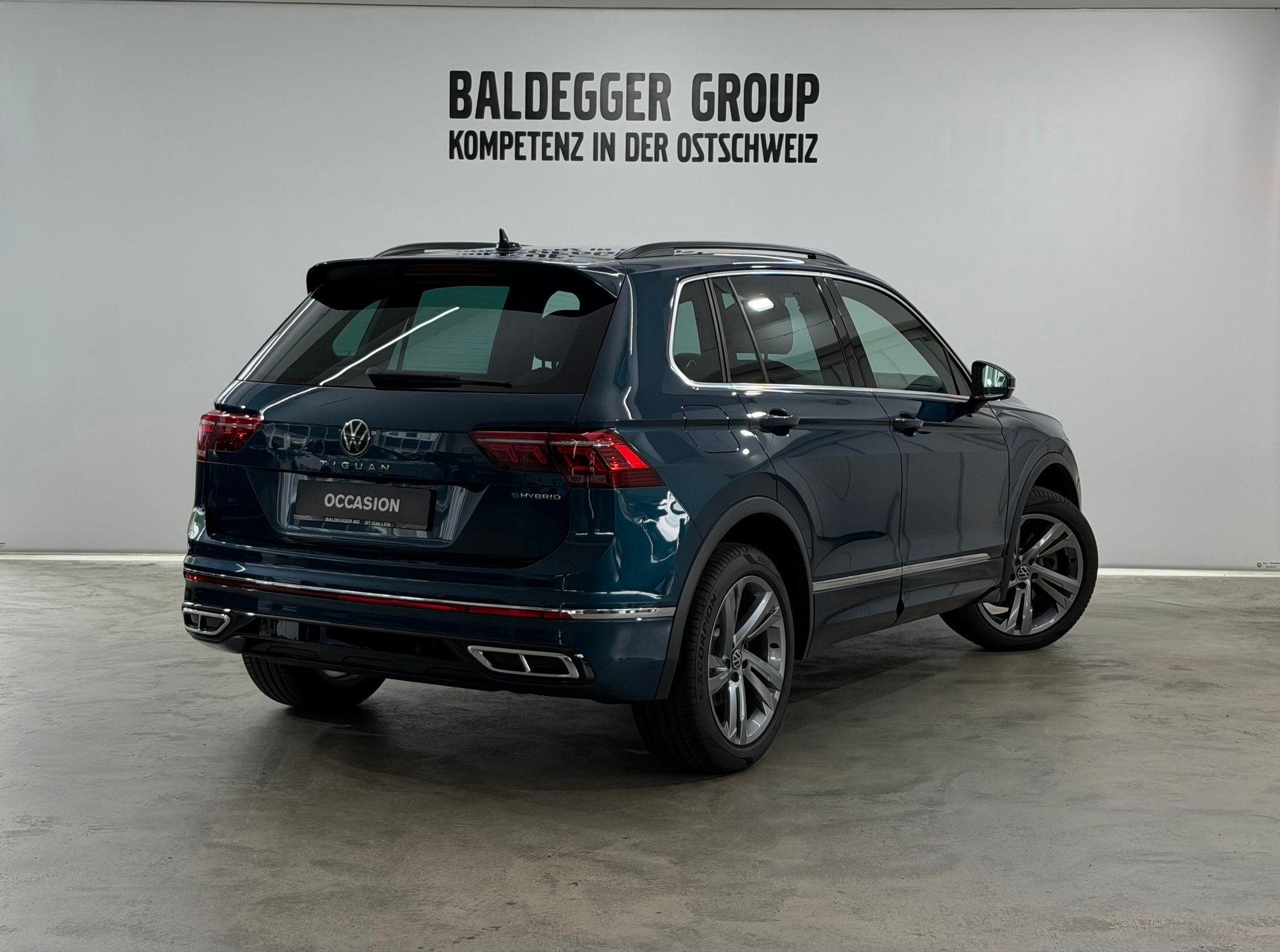 VOLVO Tiguan 1.4 TSI PHEV R-Line DSG-image-2