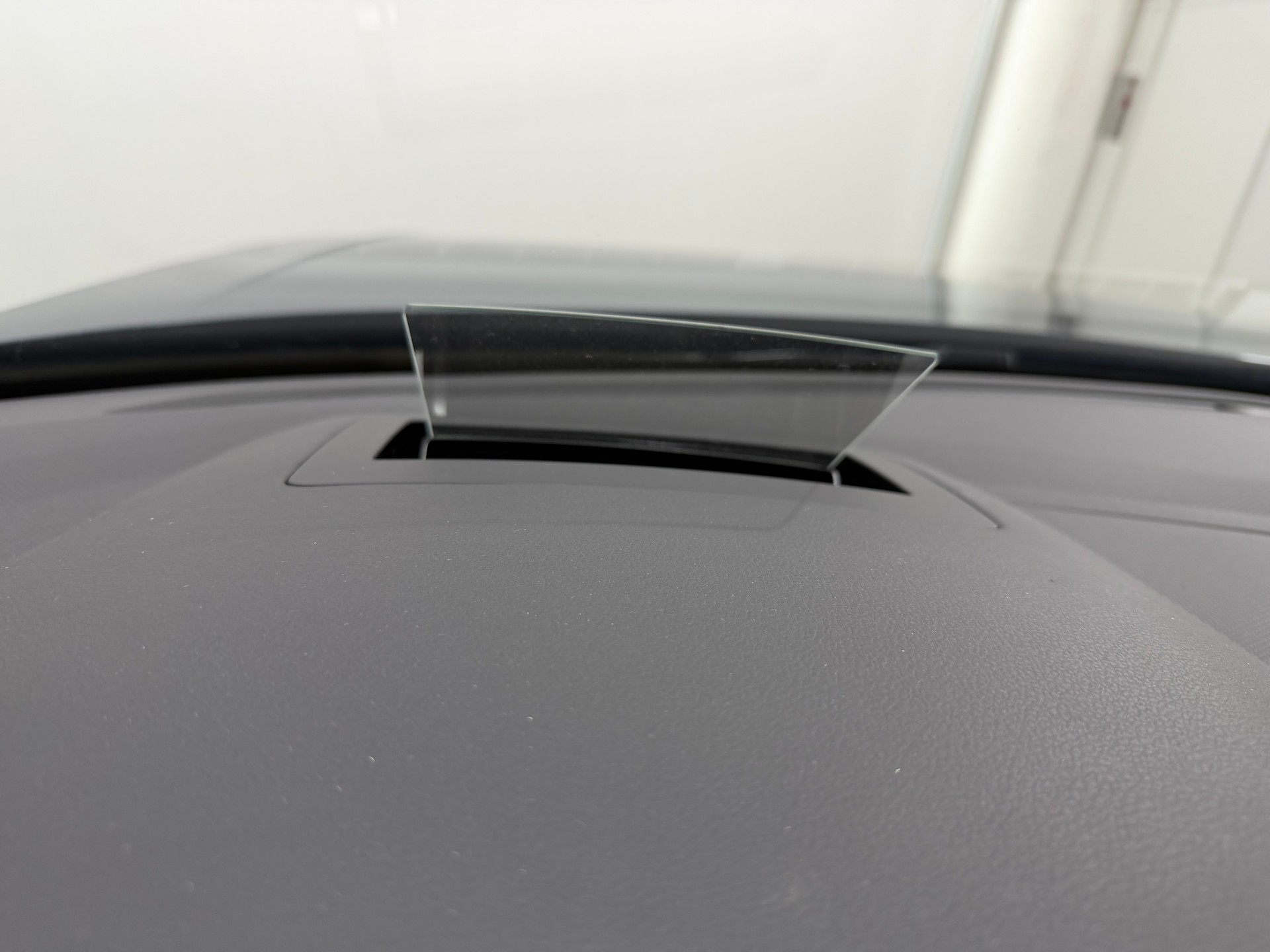 VOLVO Tiguan 1.4 TSI PHEV R-Line DSG-image-6