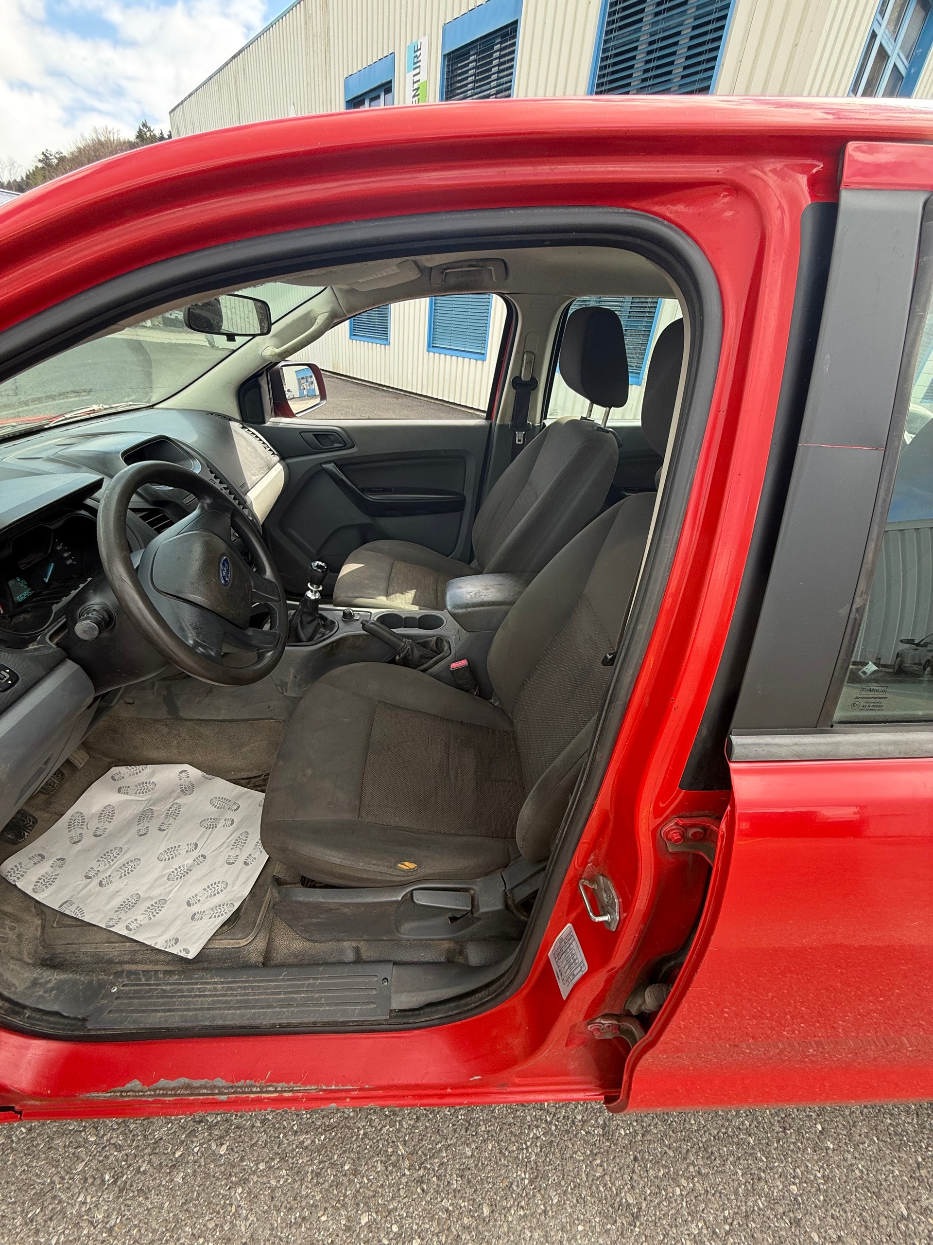 FORD Ranger XLT 2.2 TDCi 4x4-image-8