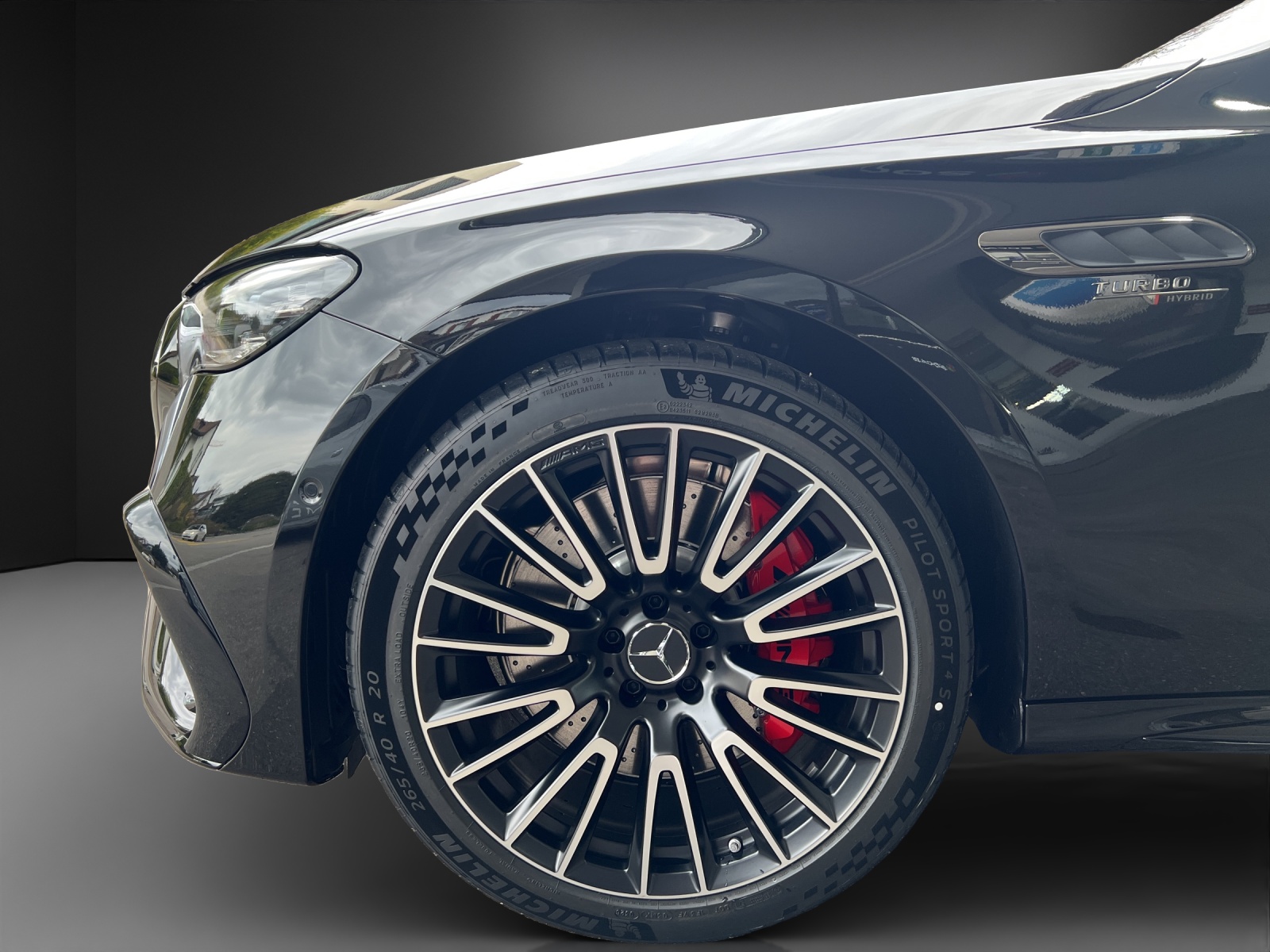 MERCEDES-BENZ E 53 Hybrid T 4Matic+ 9G-Tronic-image-8