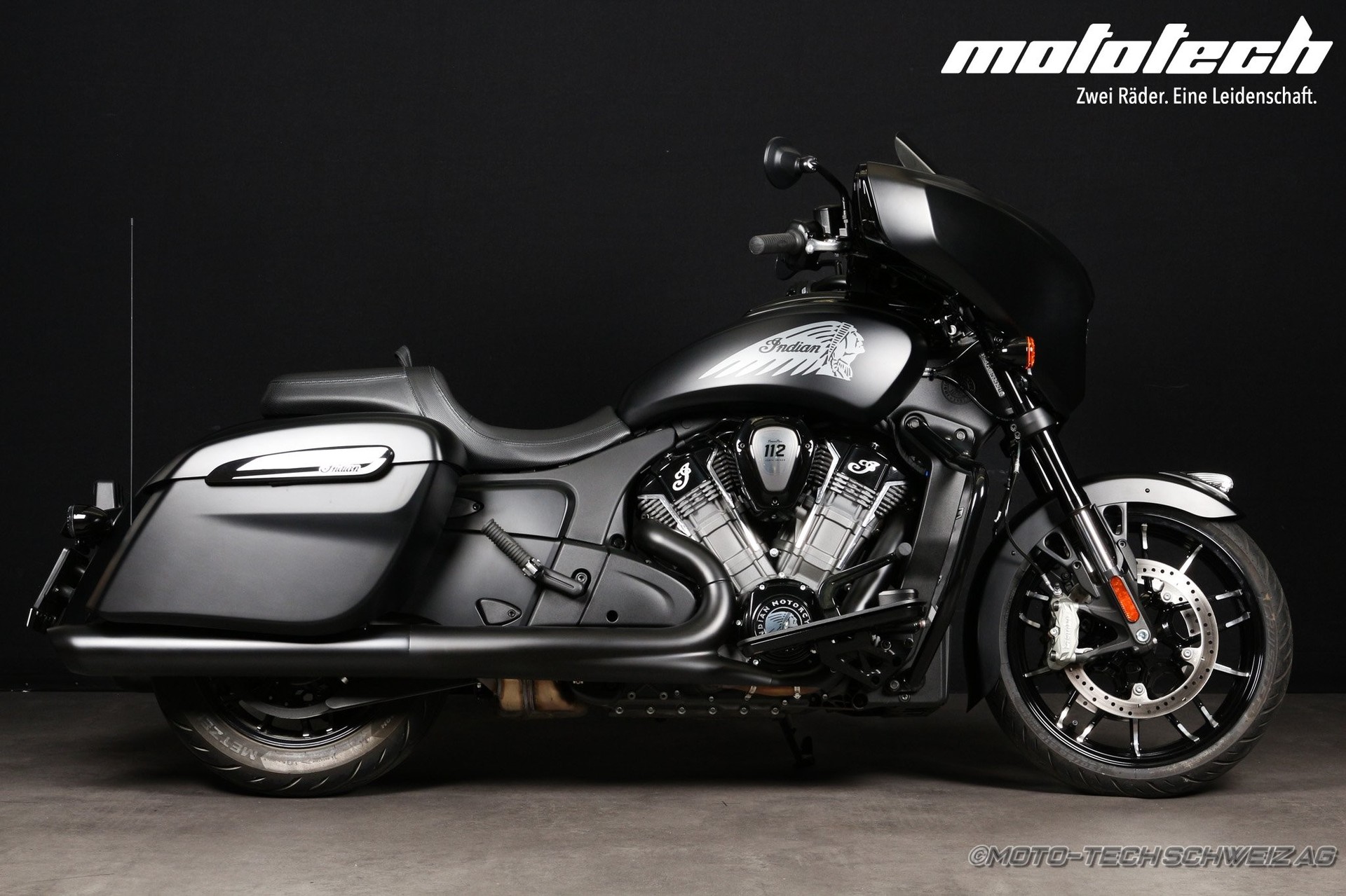 INDIAN Chieftain Power Plus Dark Horse