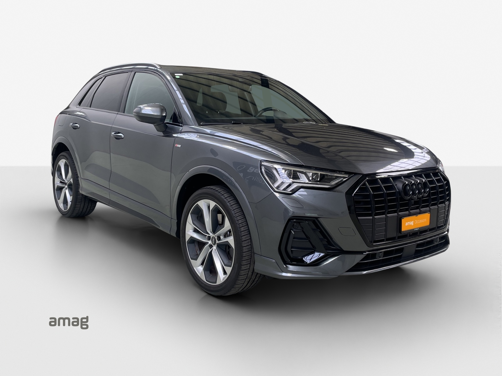 AUDI Q3 45 TFSI e S line Attraction S-tronic-image-6