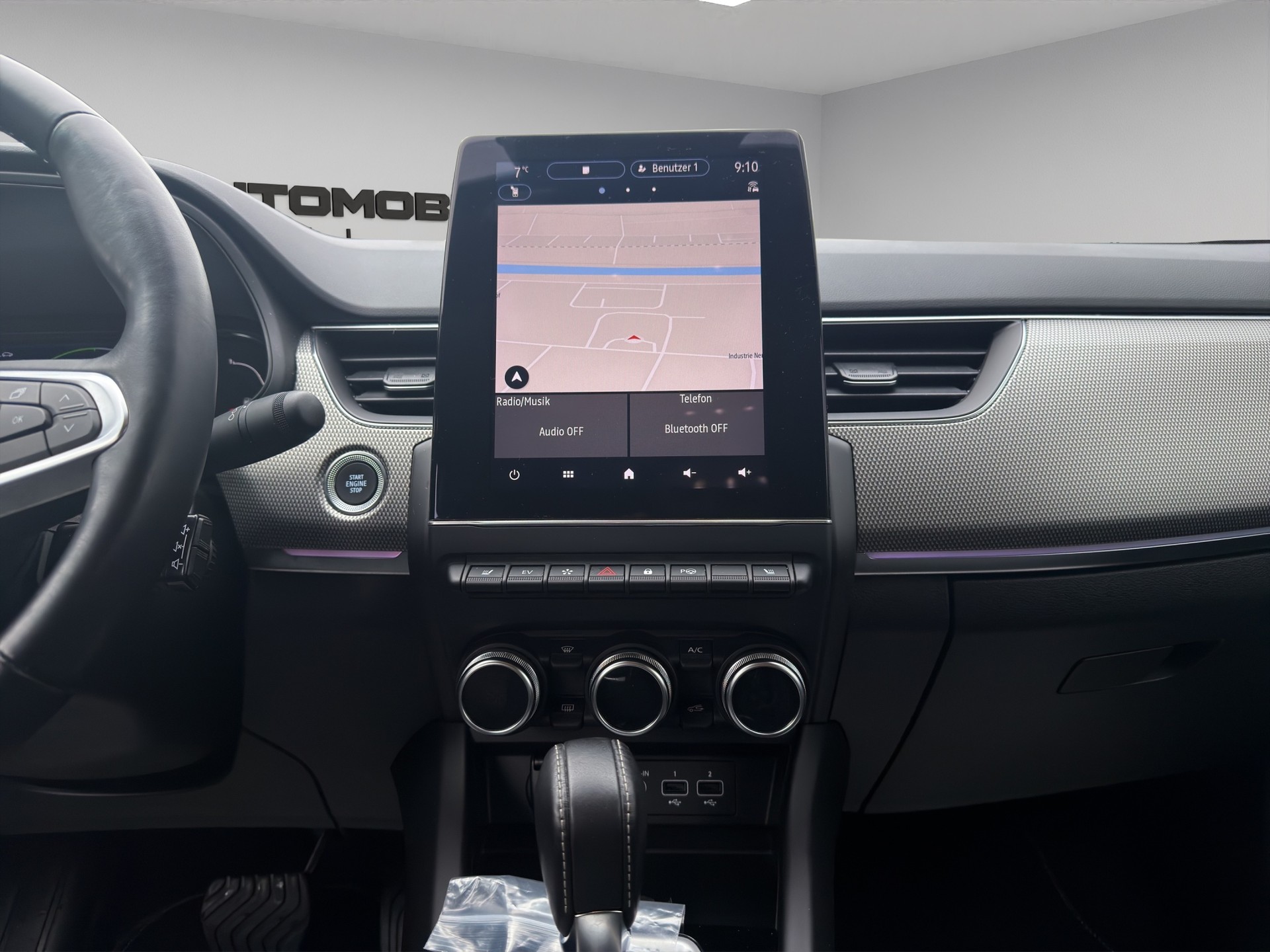 RENAULT Arkana 1.6 E-Tech Intens-image-9