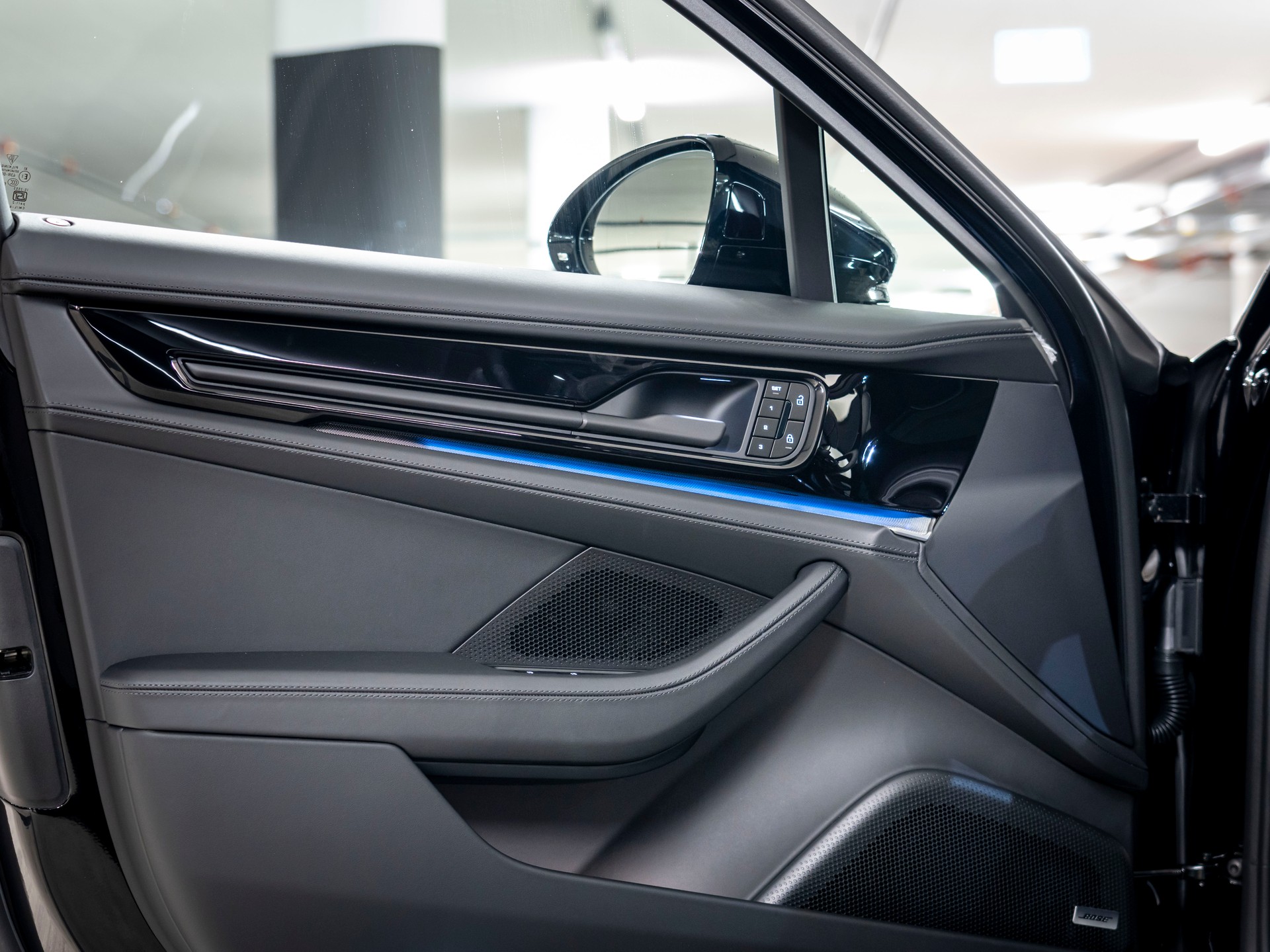 PORSCHE Panamera 4S E-Hybrid PDK-image-20