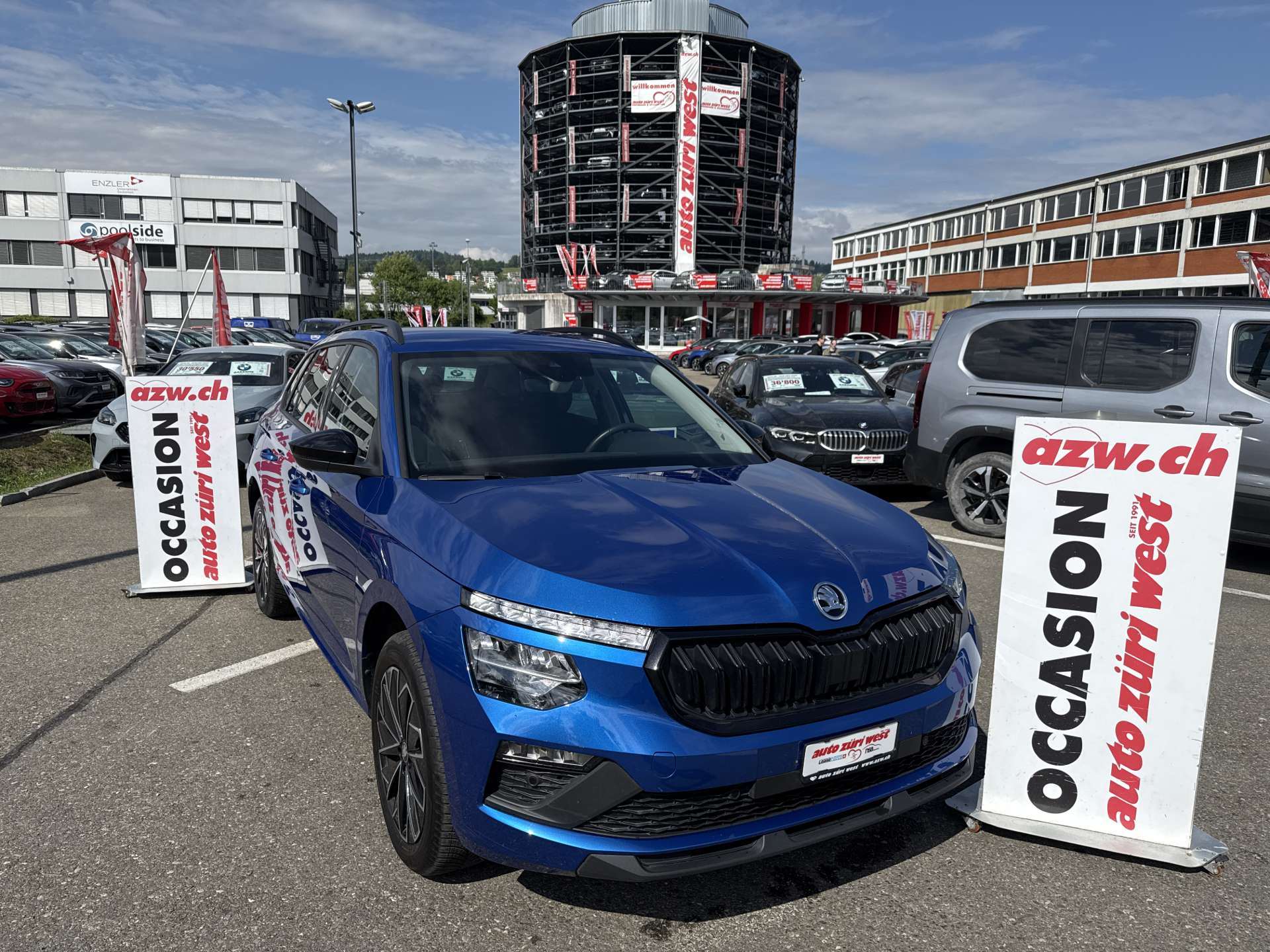 SKODA Kamiq 1.0 TSi Selection Black Dots DSG-Automat-image-0