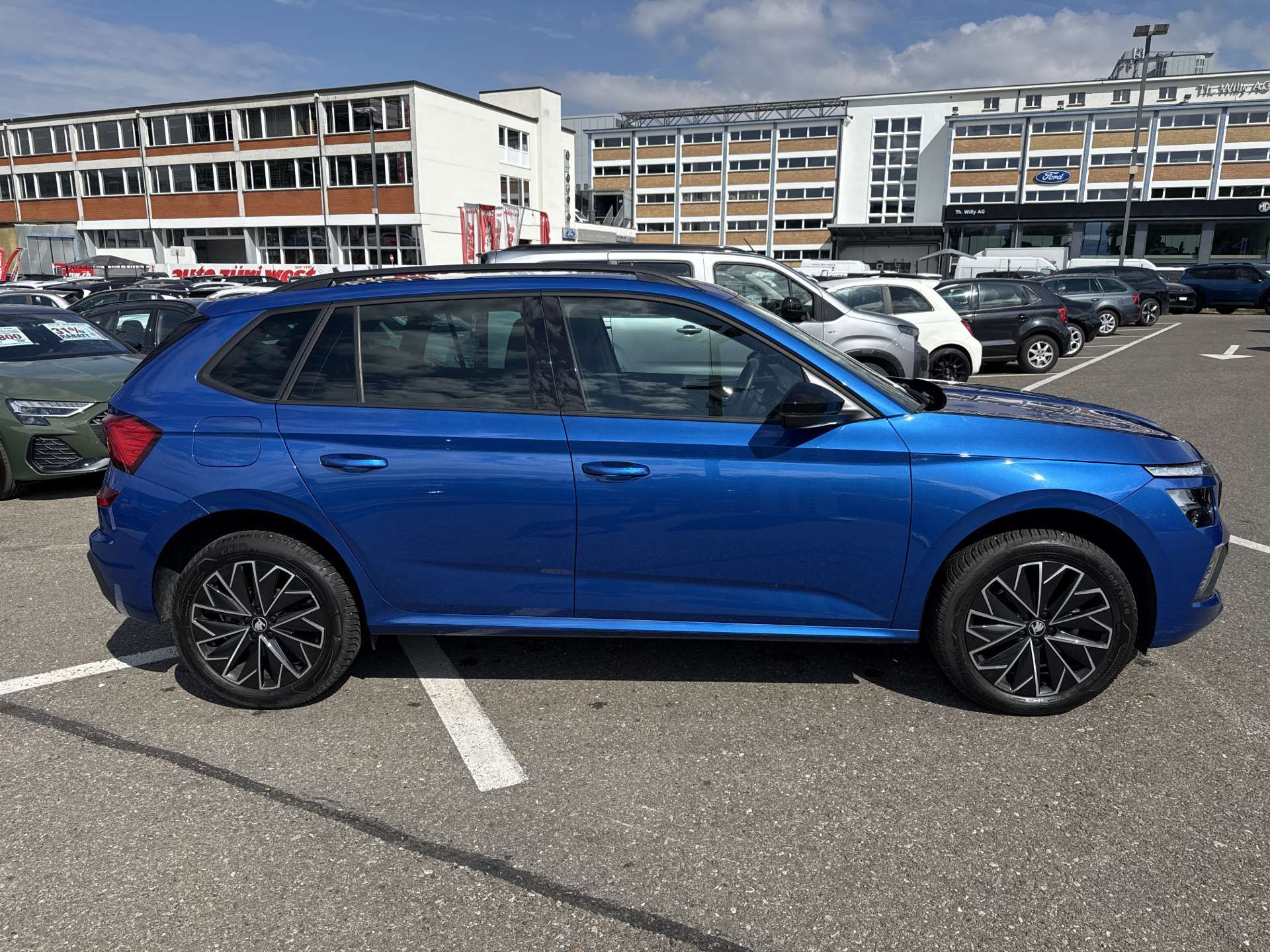 SKODA Kamiq 1.0 TSi Selection Black Dots DSG-Automat-image-10