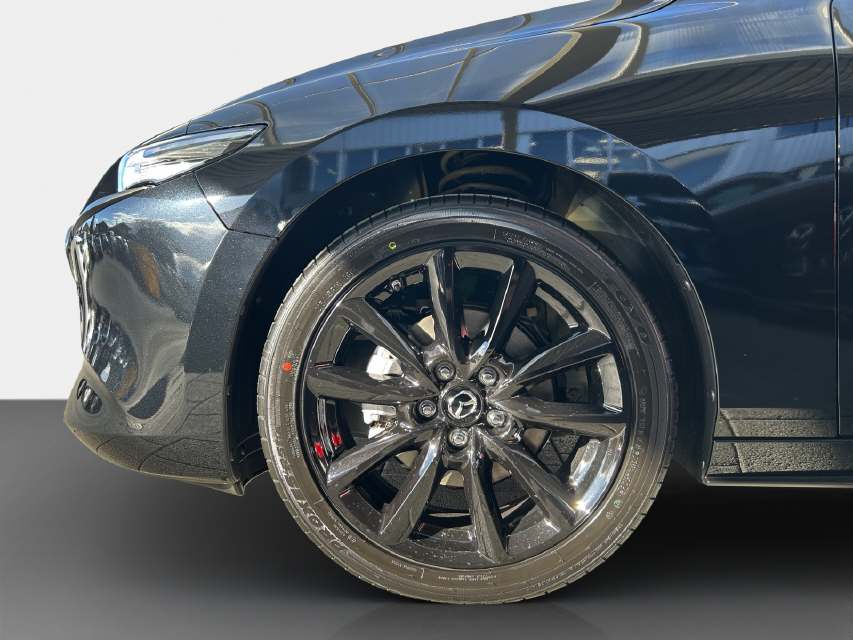 MAZDA 3 2.0/186 Exclusive-Line 4x4-image-8