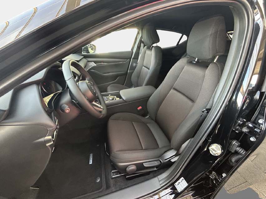 MAZDA 3 2.0/186 Exclusive-Line 4x4-image-9