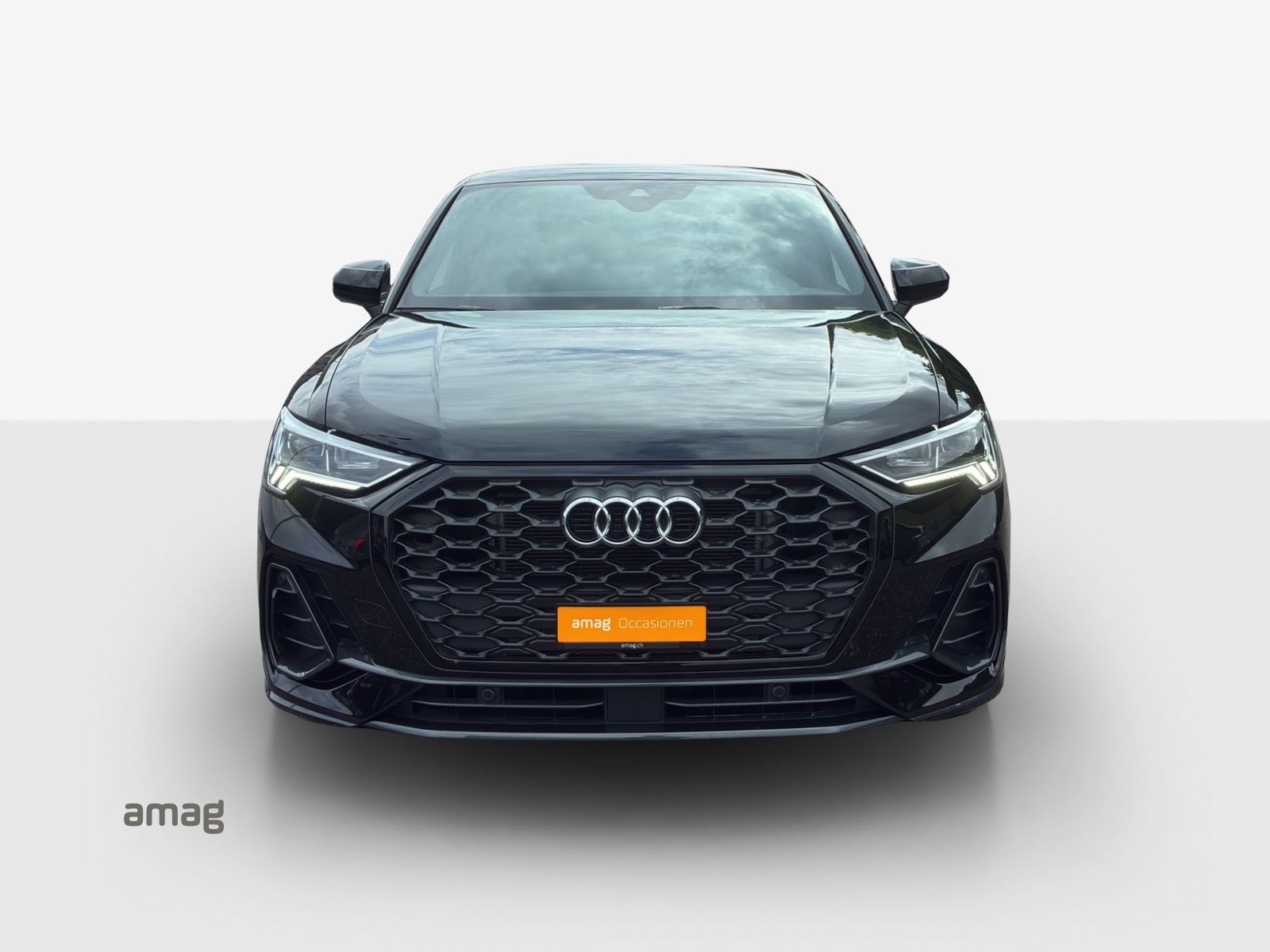 AUDI Q3 Sportback 35 TFSI Attraction S-tronic-image-6