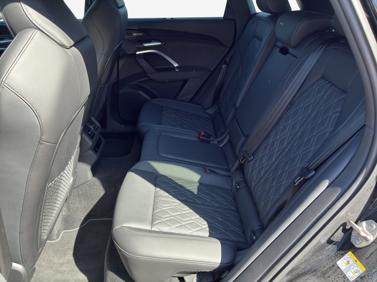 AUDI SQ5 TFSI quattro S-tronic-image-11