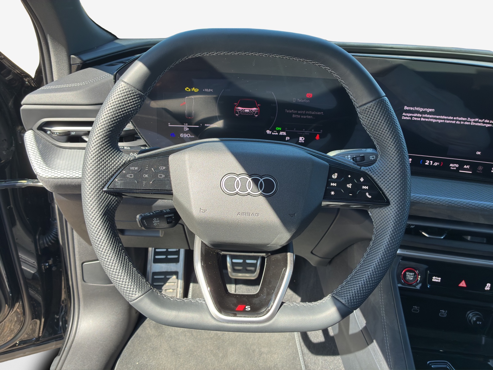 AUDI SQ5 TFSI quattro S-tronic-image-9