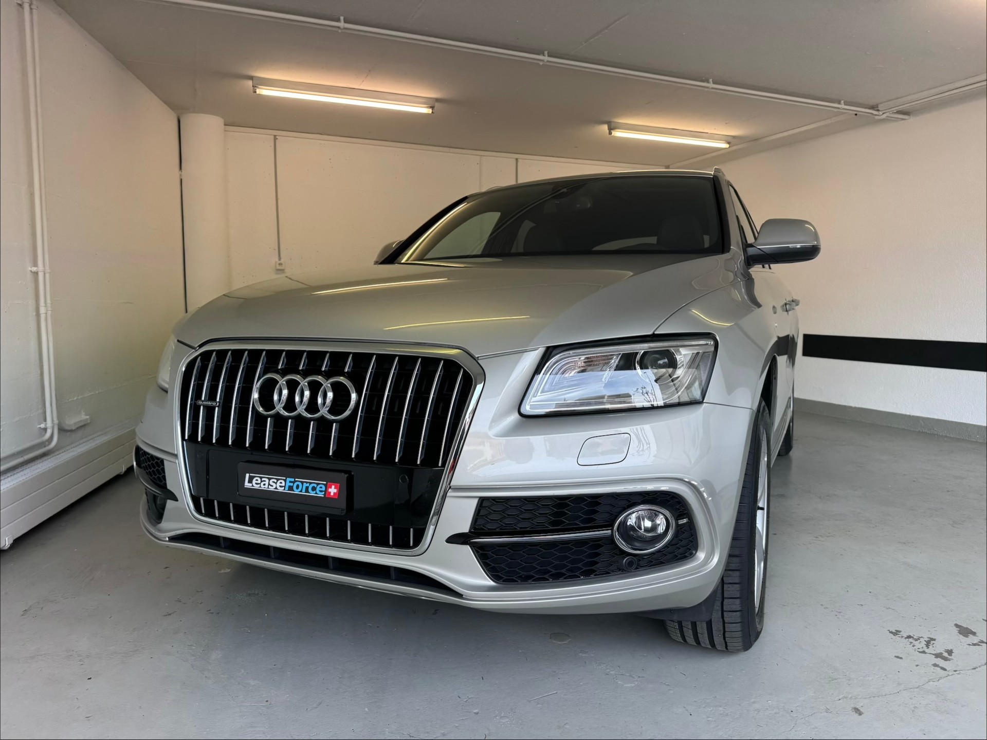 AUDI Q5 2.0 TDI quattro S-tronic