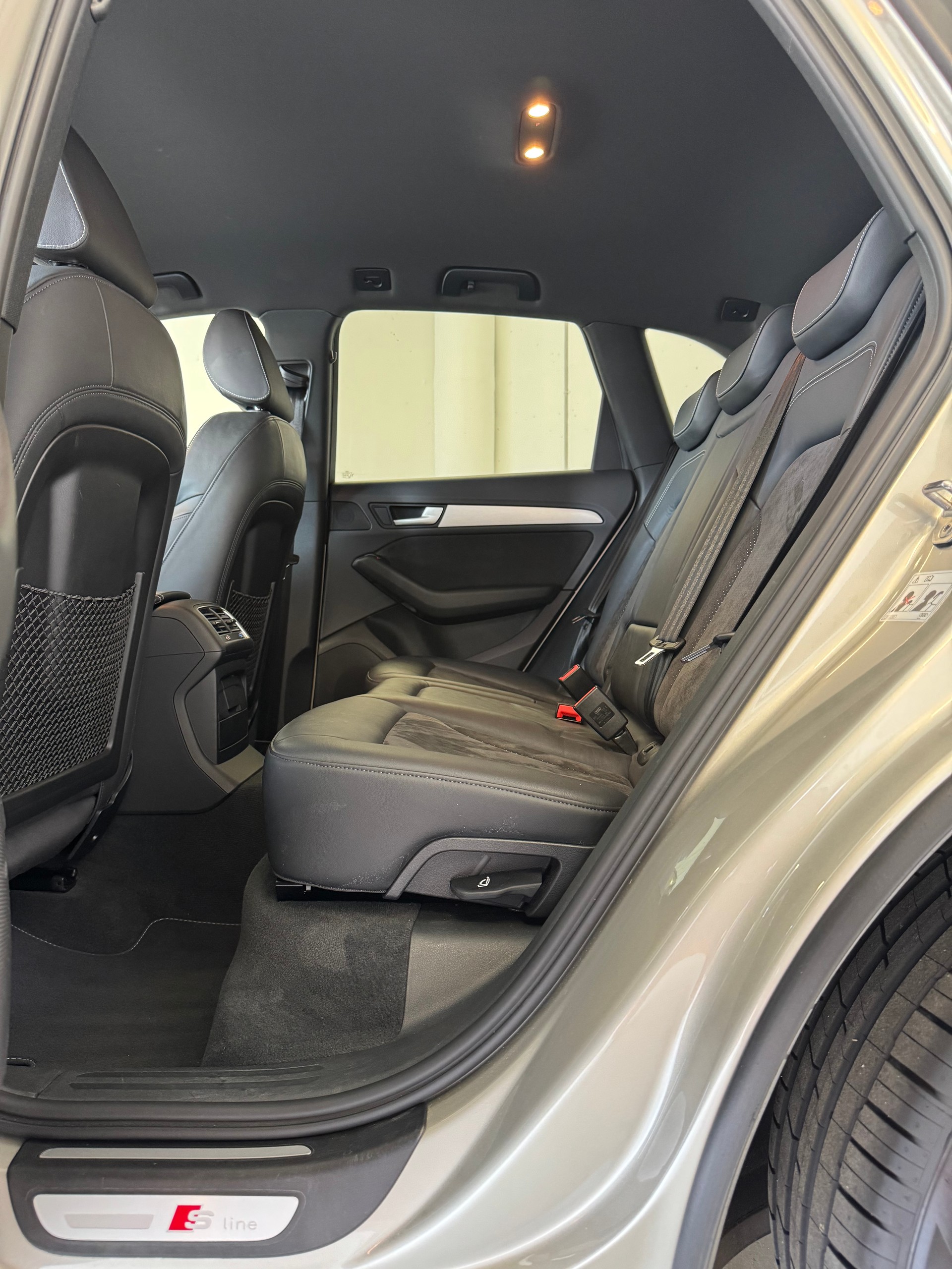 AUDI Q5 2.0 TDI quattro S-tronic-image-5