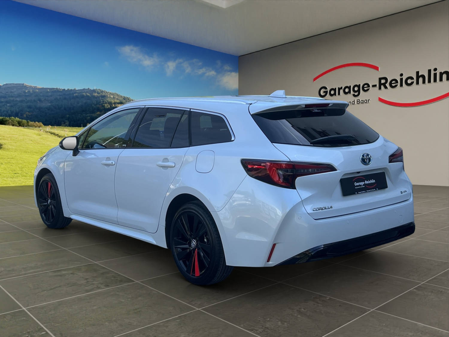 TOYOTA Corolla Touring Sports 2.0 HSD Swiss Edition-showroom-element-2
