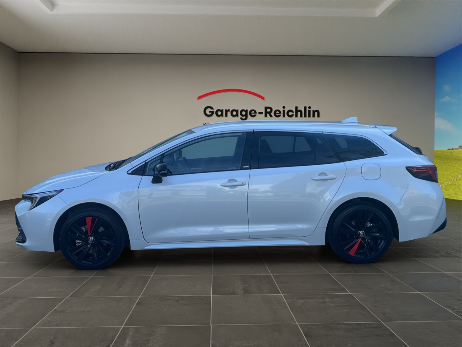 TOYOTA Corolla Touring Sports 2.0 HSD Swiss Edition-showroom-element-1