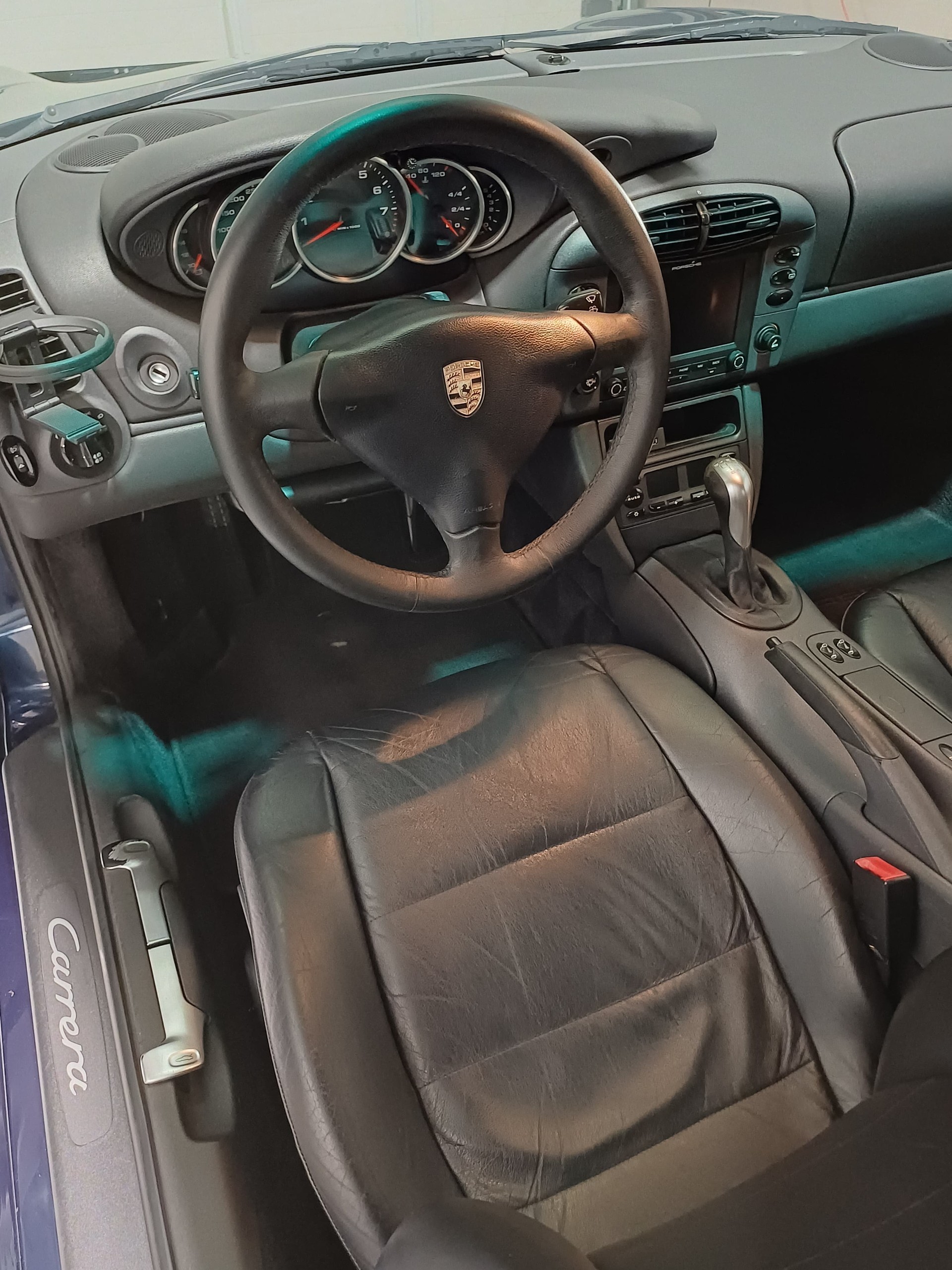 PORSCHE 3.4 Carrera-image-3