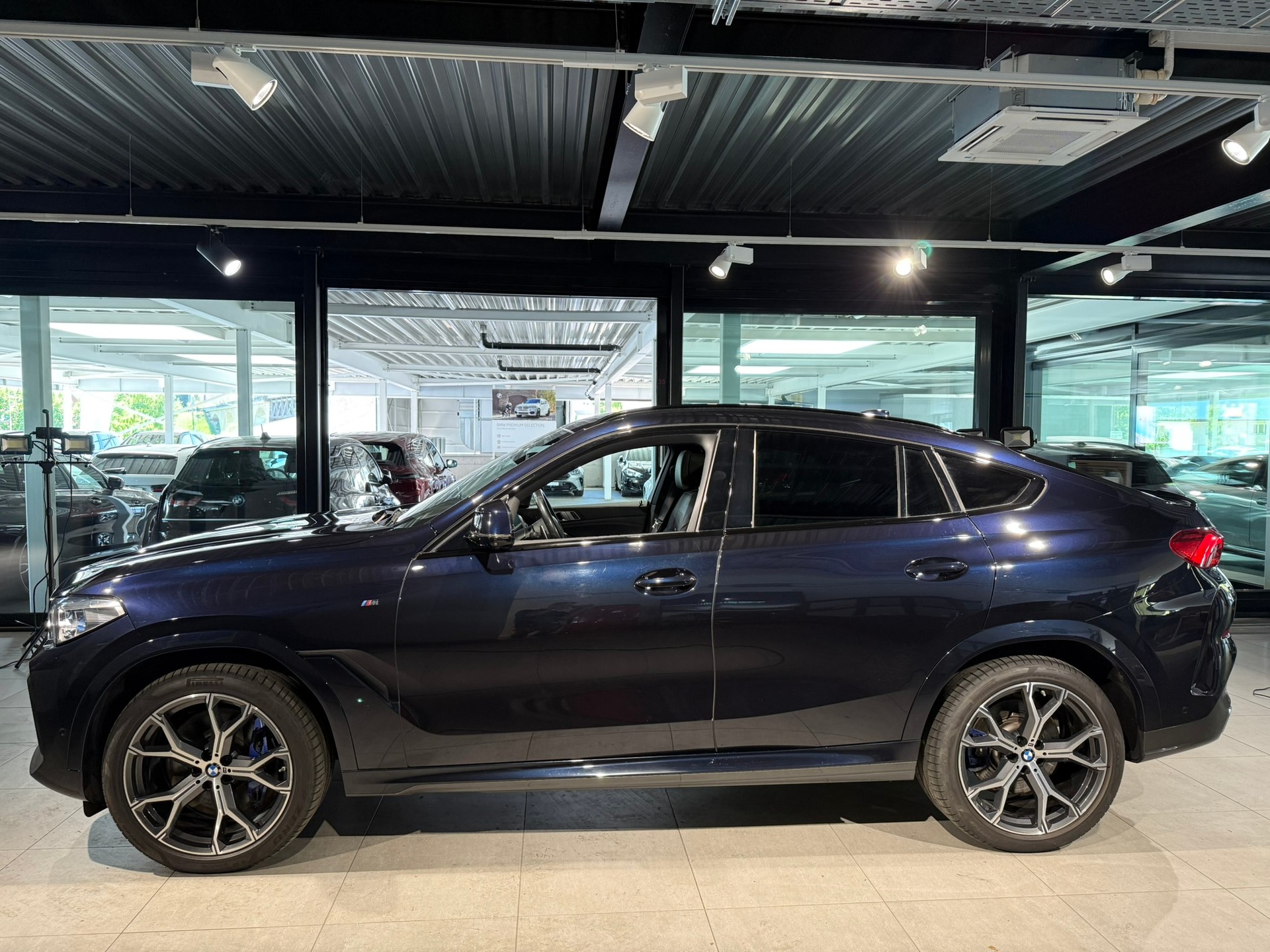 BMW X6 xDrive 48V 40d Steptronic M Sport-image-3
