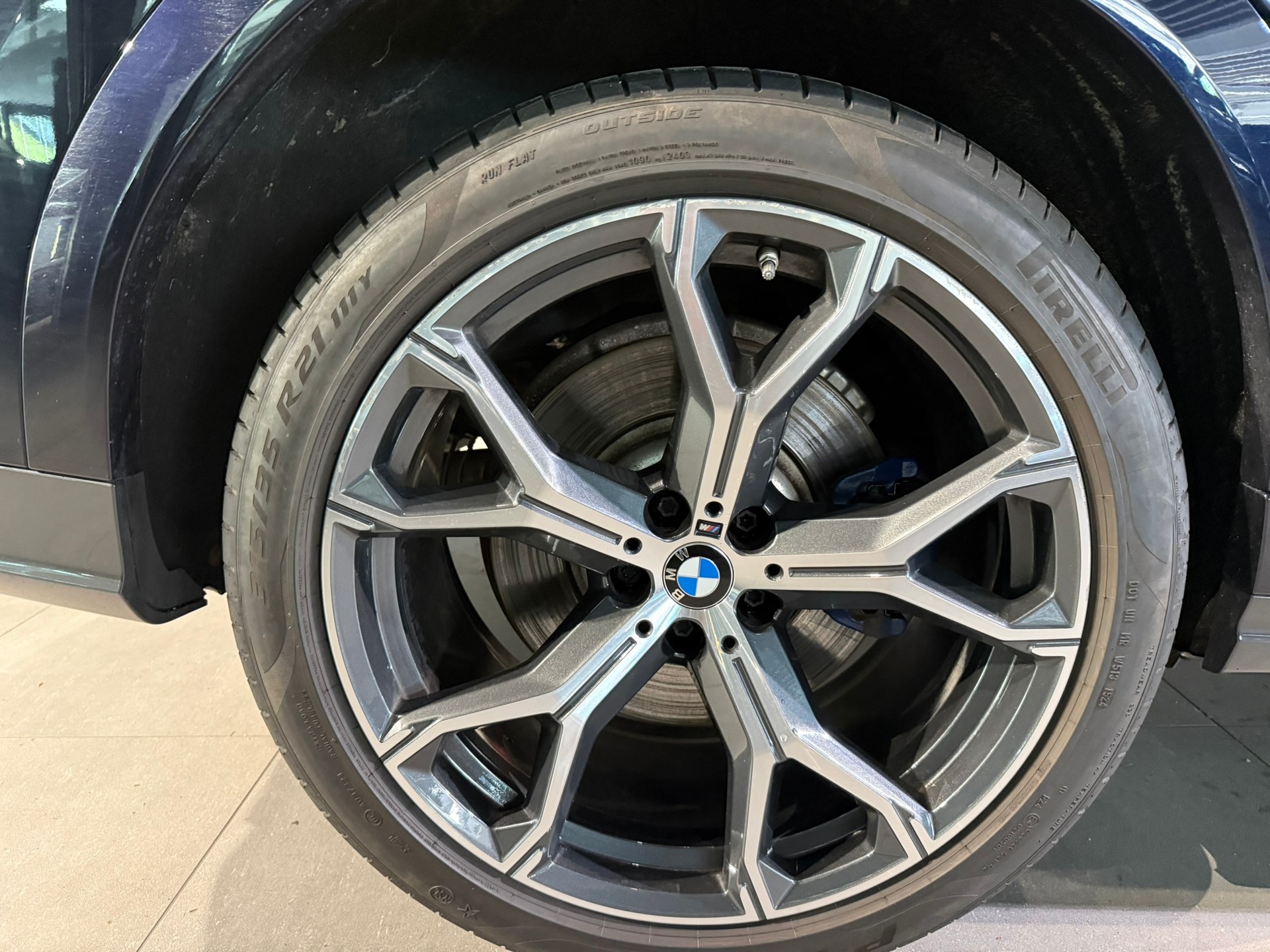 BMW X6 xDrive 48V 40d Steptronic M Sport-image-9