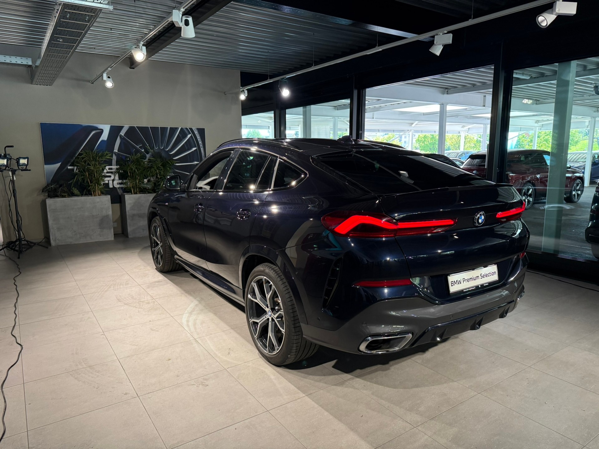 BMW X6 xDrive 48V 40d Steptronic M Sport-image-2