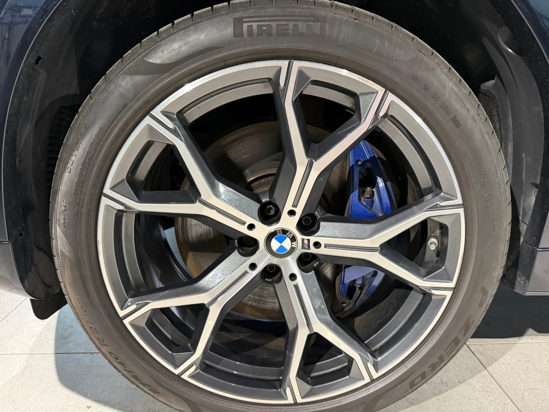 BMW X6 xDrive 48V 40d Steptronic M Sport-image-11