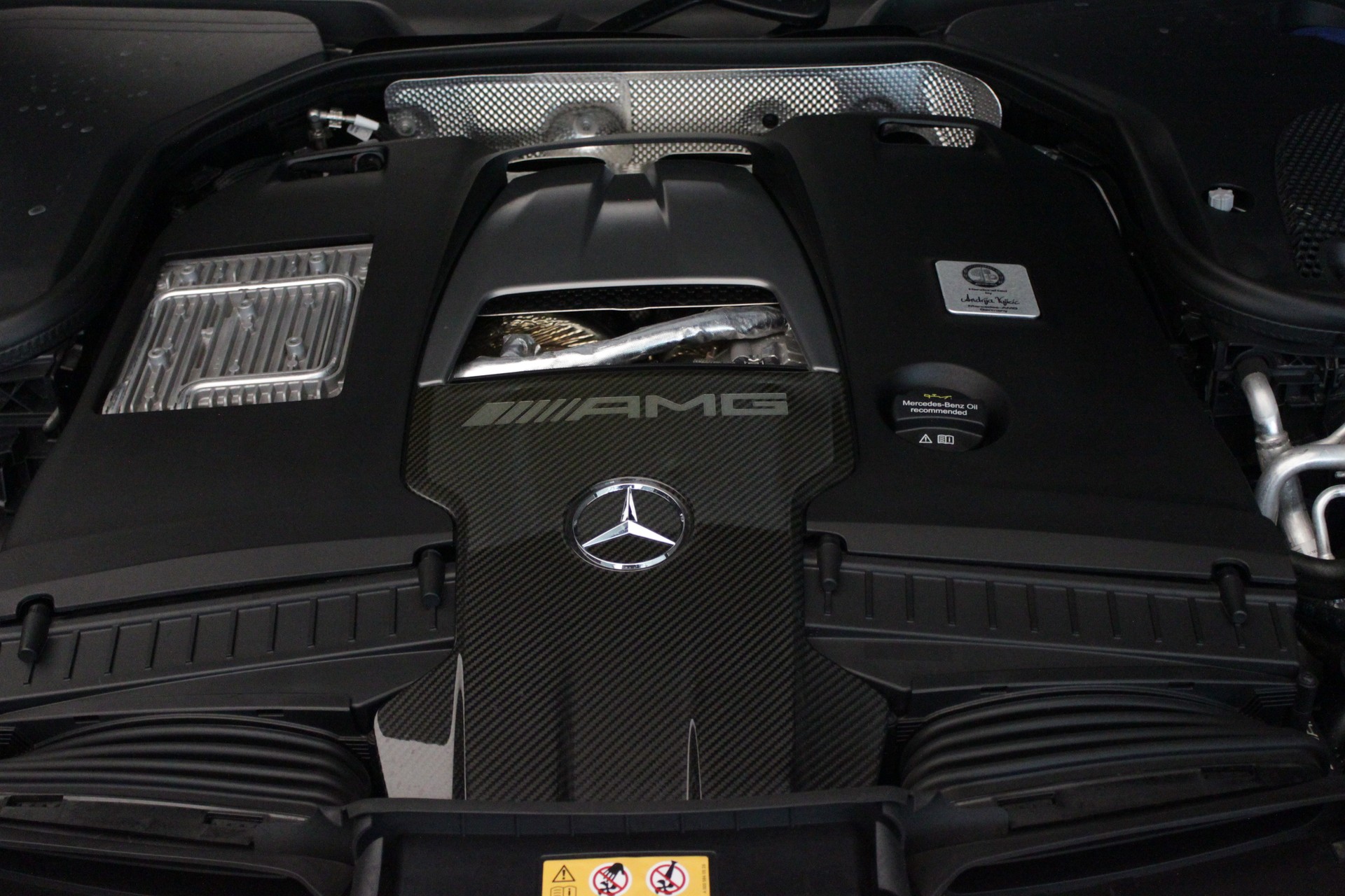 MERCEDES-BENZ E 63 AMG S 4 Matic 9G-Tronic-image-25