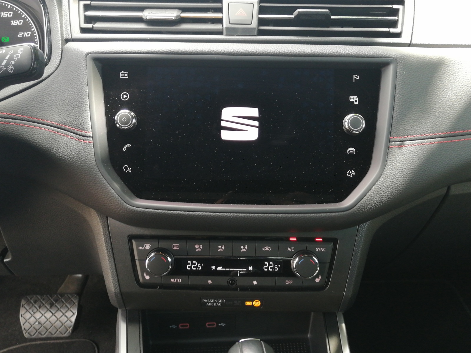 SEAT Arona 1.0 TSI Eco FR DSG-image-10