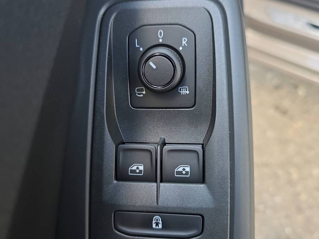 VW Caddy Maxi 1.5 TSI eHybrid Style DSG 7 Plätzer-image-20