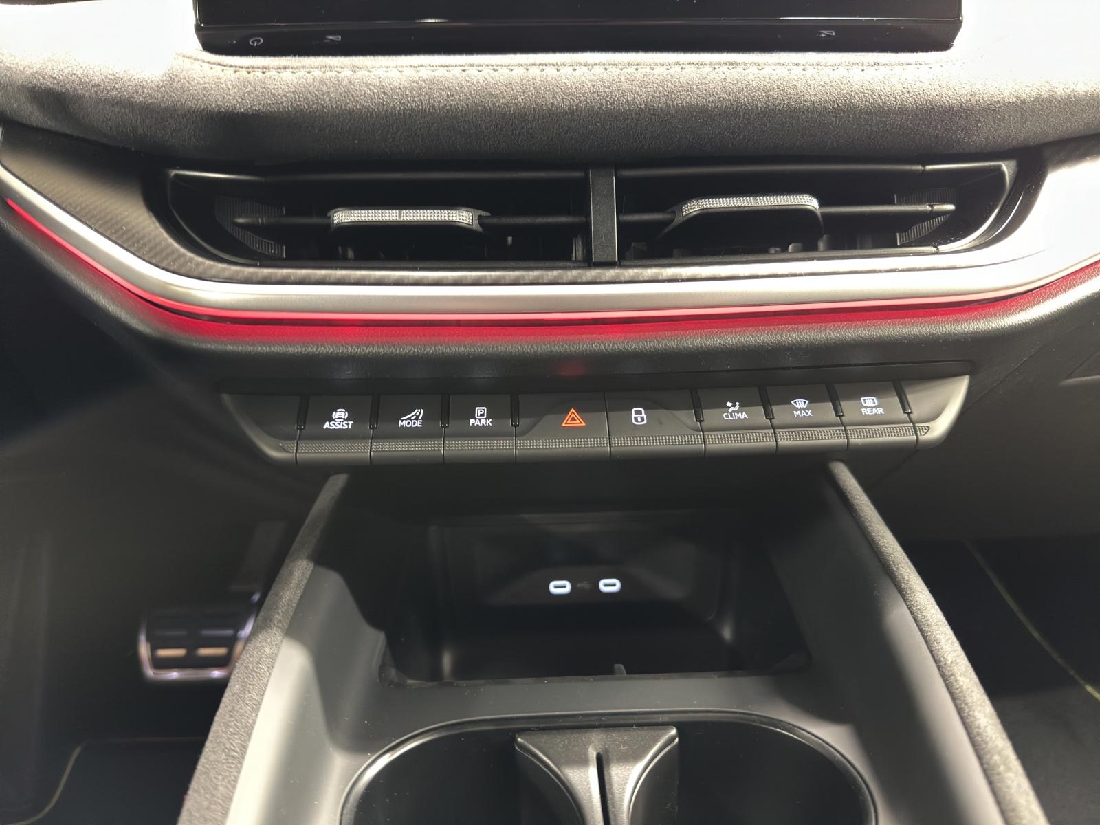SKODA Elroq RS 4x4-image-10