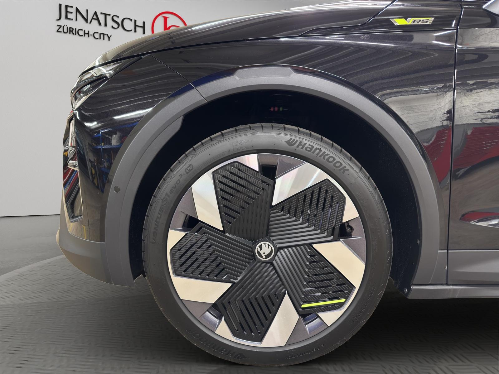 SKODA Elroq RS 4x4-image-15