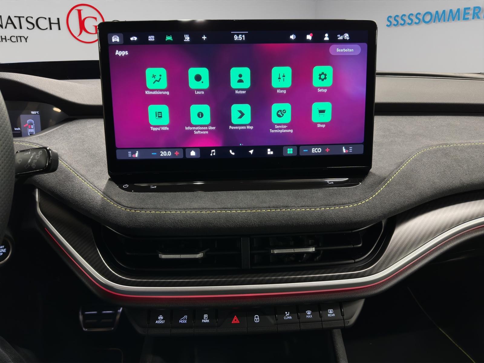 SKODA Elroq RS 4x4-image-9