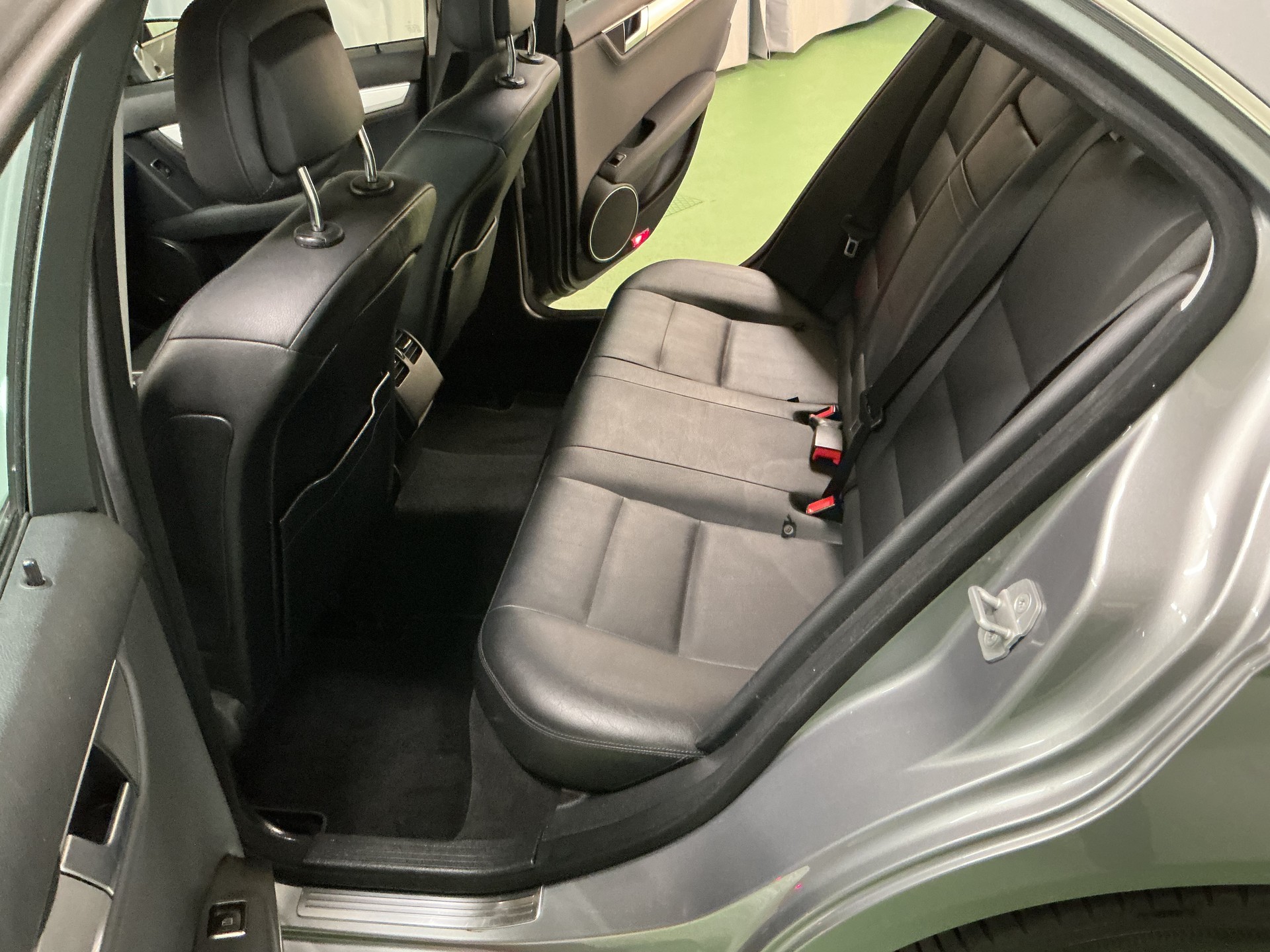 MERCEDES-BENZ C 300 CDI Avantgarde 4Matic 7G-Tronic-image-10