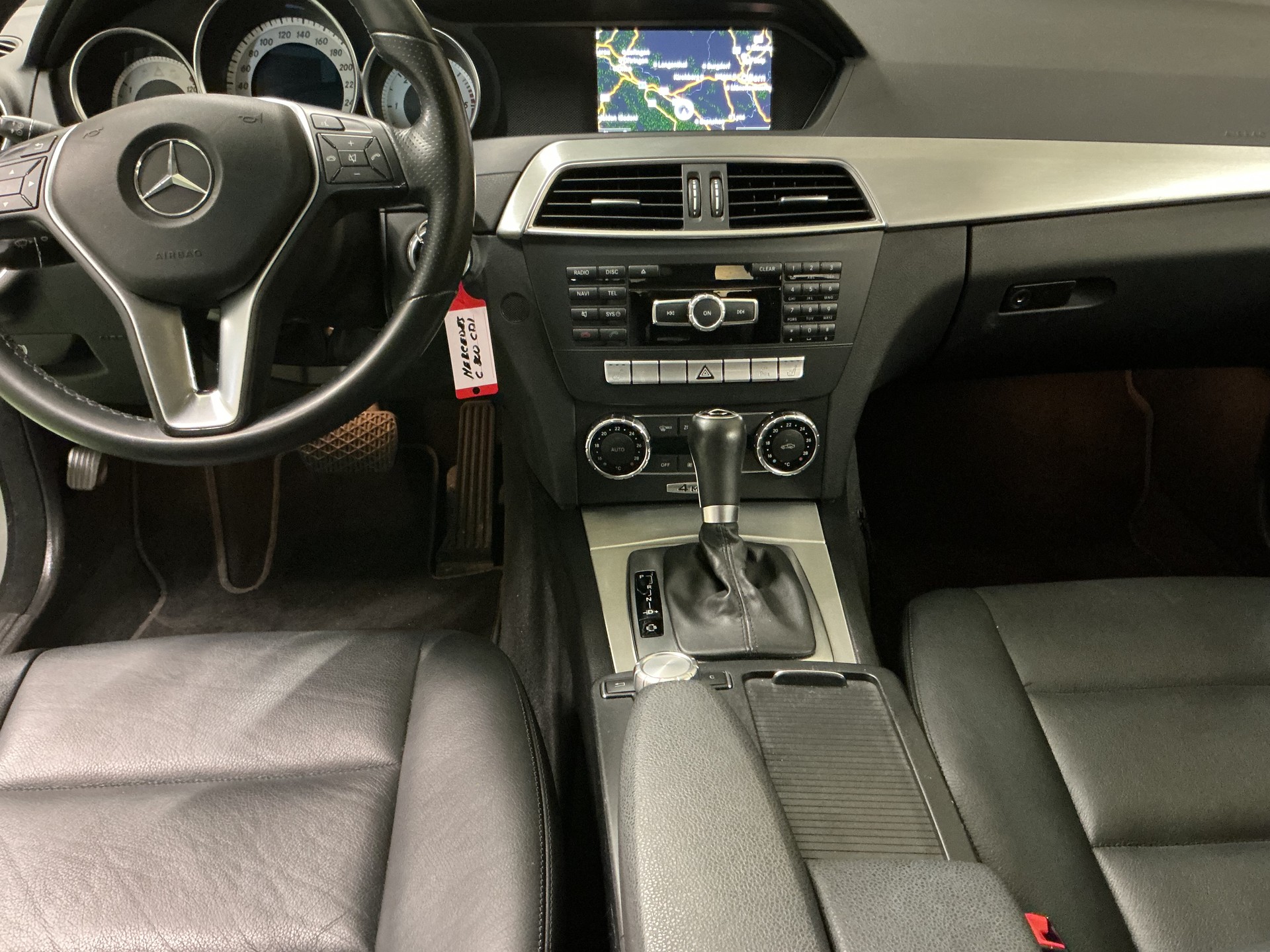 MERCEDES-BENZ C 300 CDI Avantgarde 4Matic 7G-Tronic-image-11