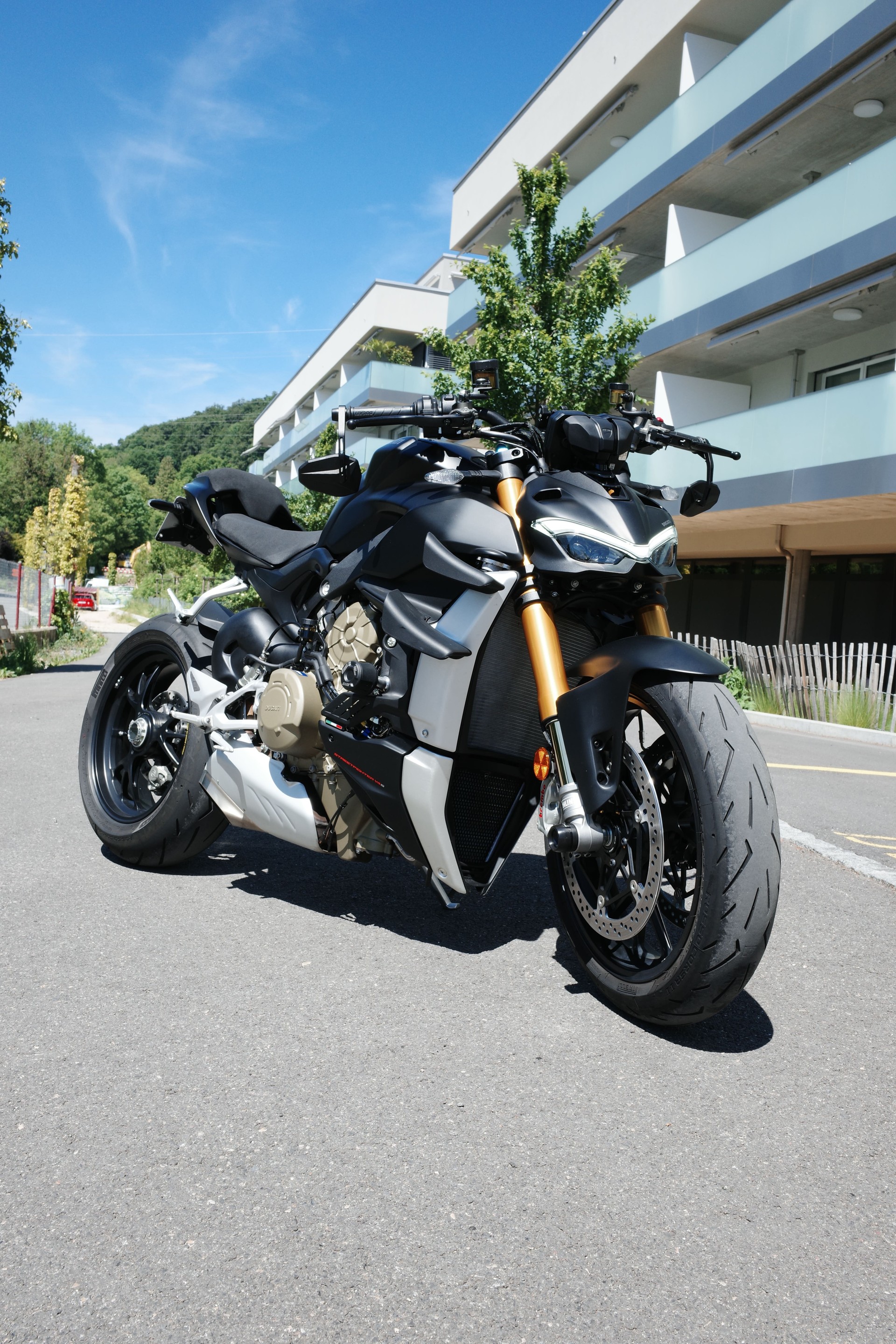 DUCATI Streetfighter V4 S